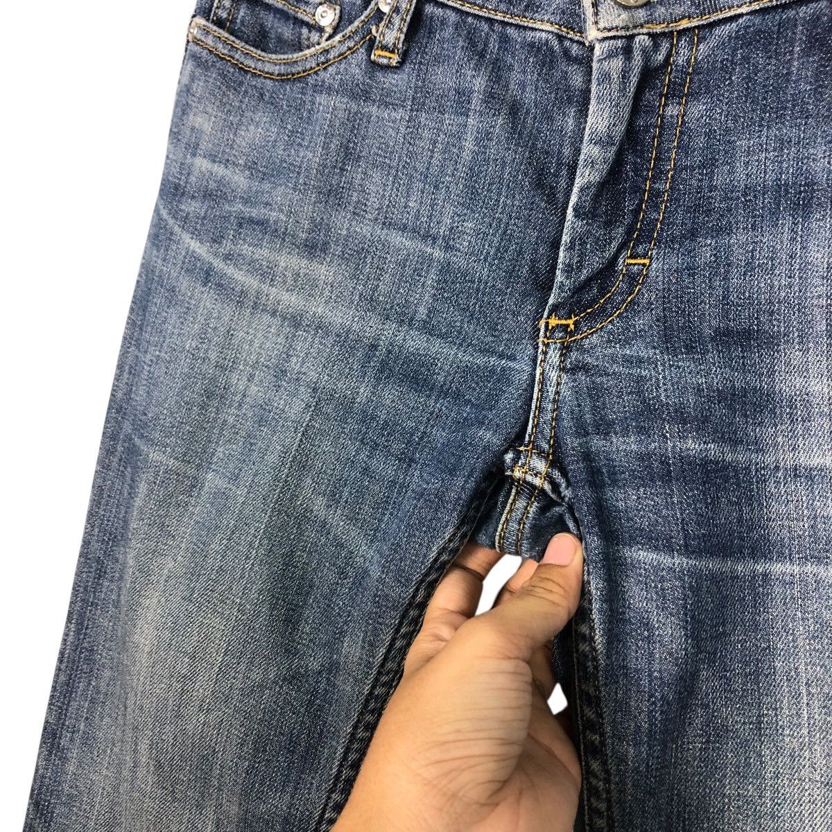 Acne Studios Acne Studios Iconic Swedish Slim Jeans Size 28" / US 6 / IT 42 - 17 Thumbnail