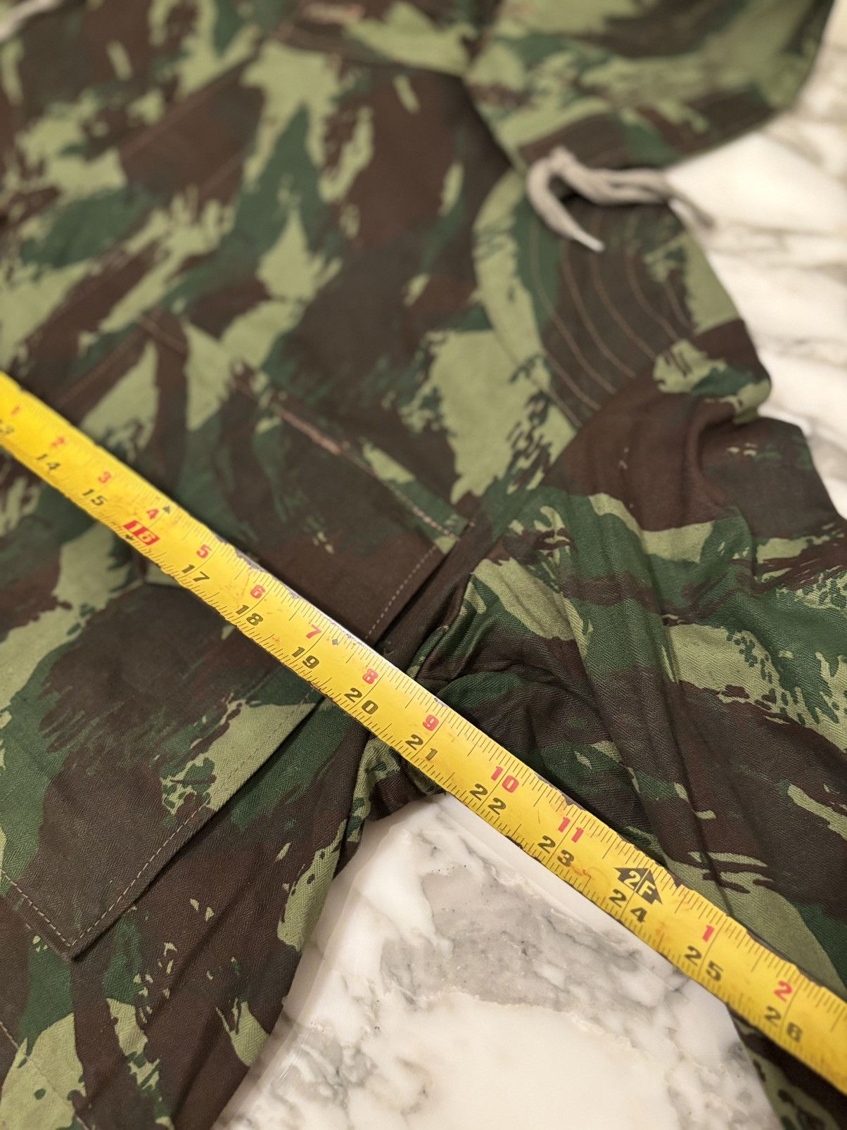 Other 1980s Portuguese Brushstroke Camo Field Jacket Size US L / EU 52-54 / 3 - 5 Thumbnail