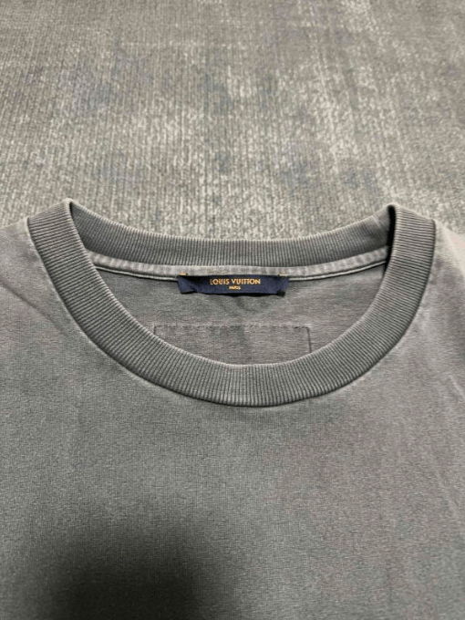 Louis Vuitton Louis Vuitton Short-sleeve T-shirt Size US XXL / EU 58 / 5 - 6 Thumbnail