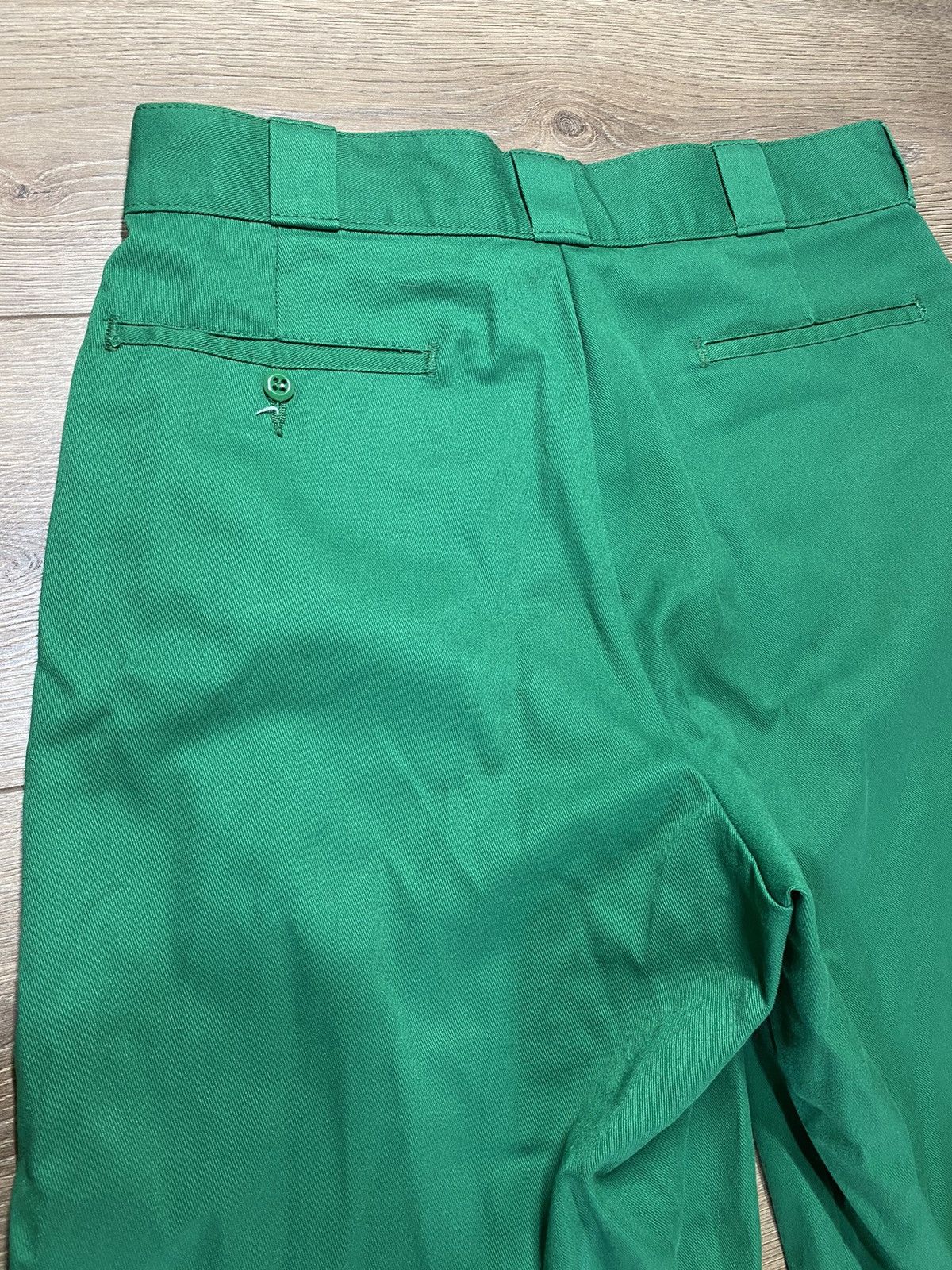 Dickies Green Dickies Worker Shorts oversize vintage y2k rap Size US 32 / EU 48 - 8 Thumbnail