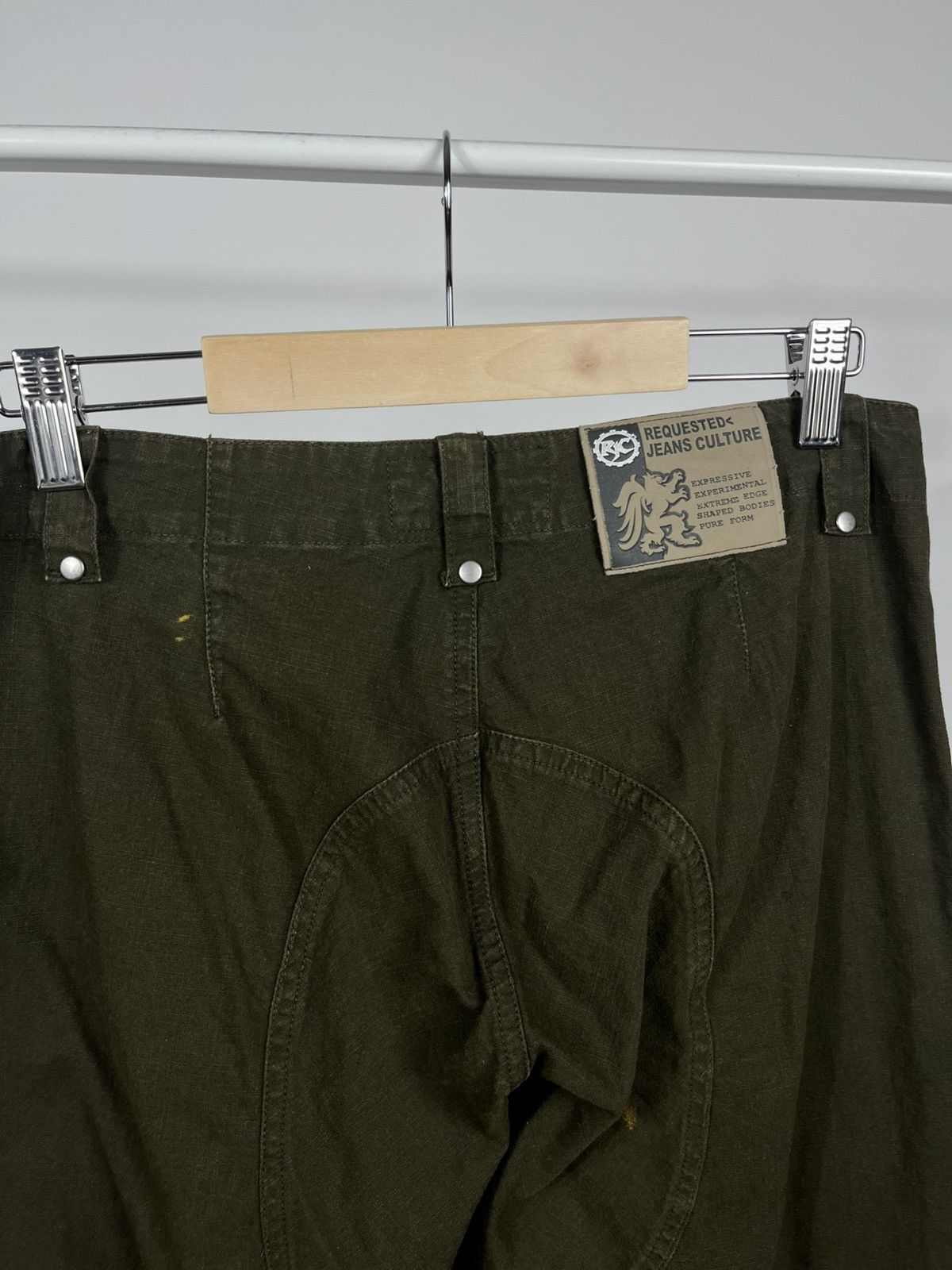 Other Avant-Garde Olive Cargo Pants Zip Pocket Strap Design Size US 31 - 10 Thumbnail