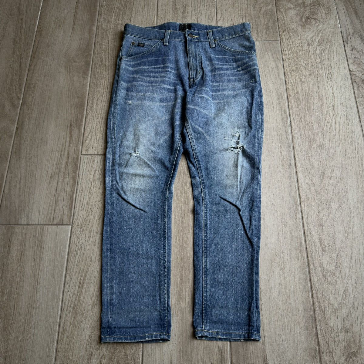 NANO universe x Lee Collaboration Light Blue Wash Distressed Denim Jeans Size US 31 - 1 Thumbnail