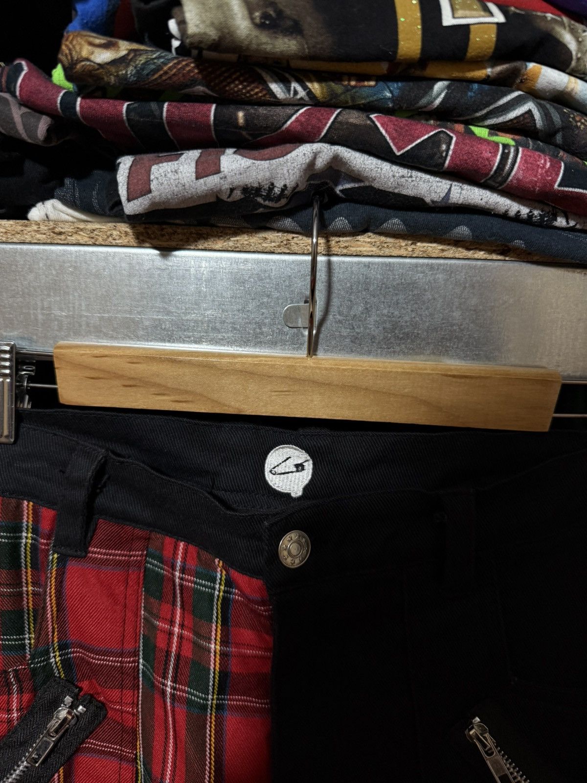 Japanese Brand Rare Japanese Brand Patchwork Punk Rock Emo Shorts Y2K Hype Size US 34 / EU 50 - 7 Thumbnail