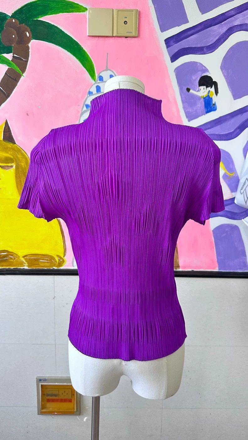 Issey Miyake Issey Miyake Violet pleated short-sleeved shirt Size L / US 10 / IT 46 - 3 Thumbnail