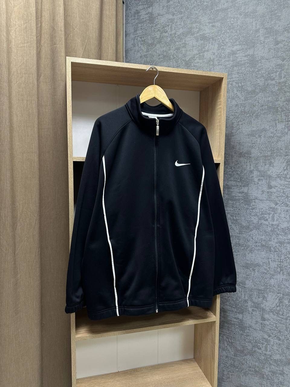 Nike × Nike ACG × Vintage Vintage Nike Black Full Zip Hoodie Size US L / EU 52-54 / 3 - 2 Thumbnail