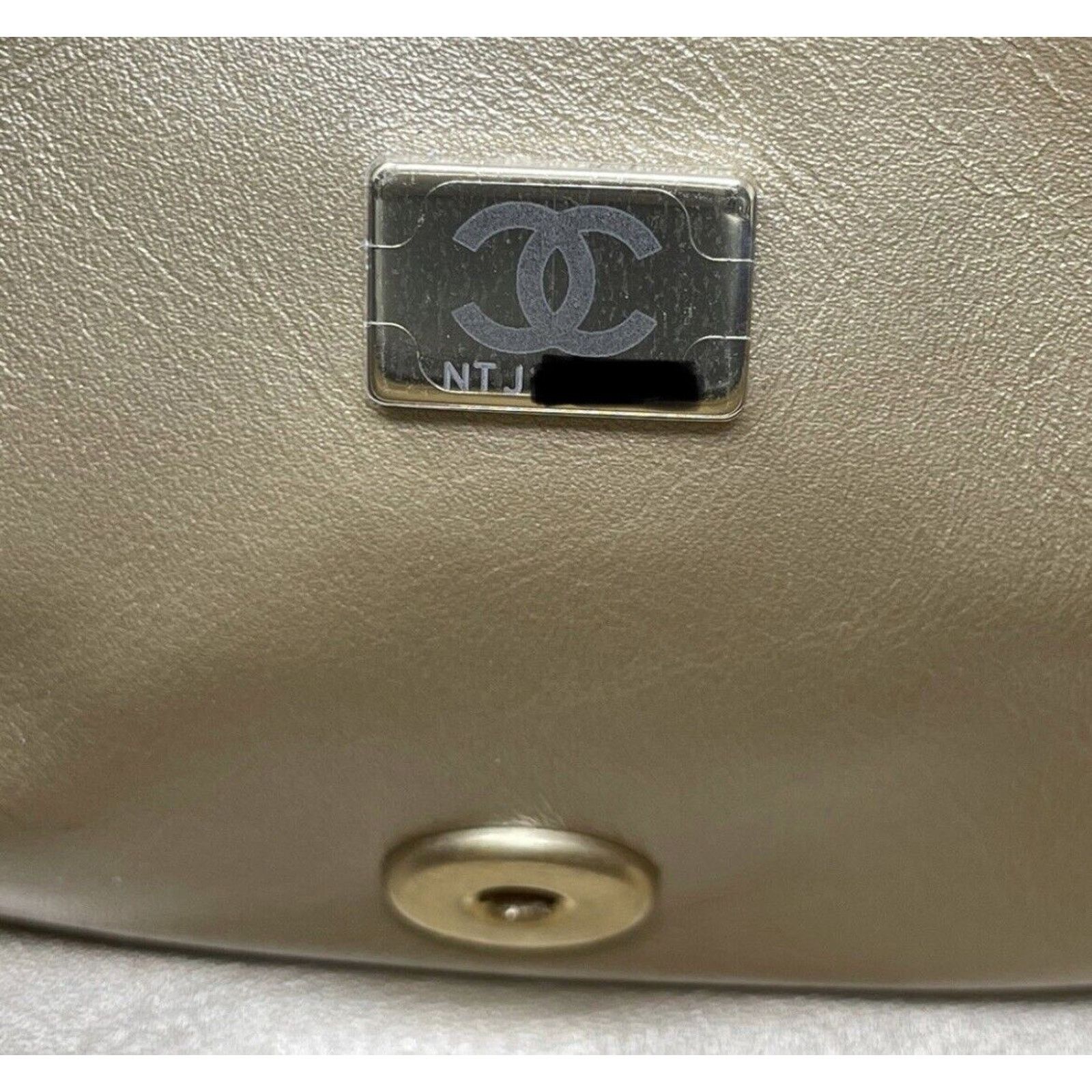 Chanel CHANEL 2022 Black Mini Square Pearl Crush Lambskin Flap Bag Size ONE SIZE - 14 Thumbnail