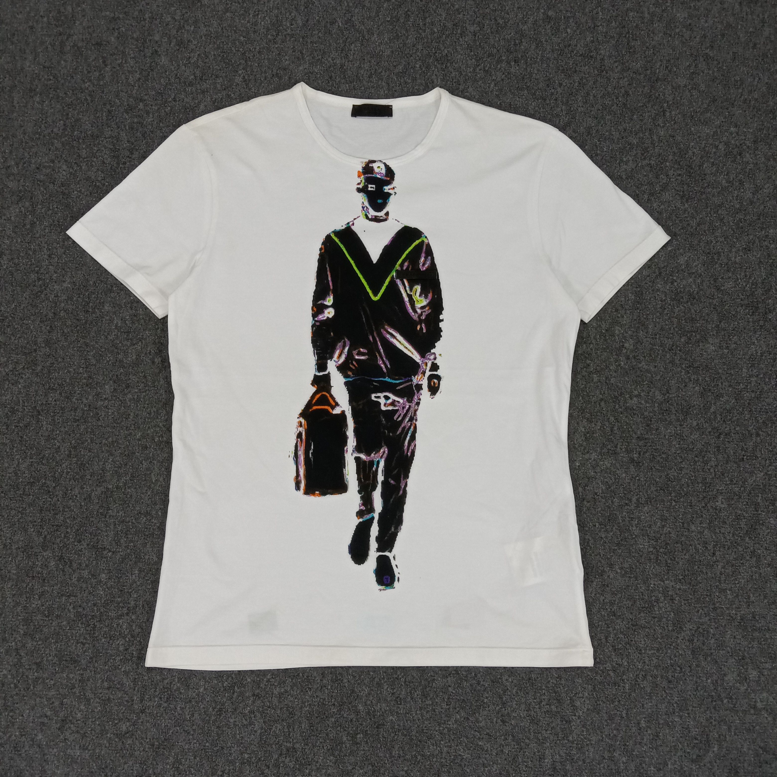 Vintage Vintage Italian Designer Prada Tshirt Size US M / EU 48-50 / 2 - 1 Thumbnail