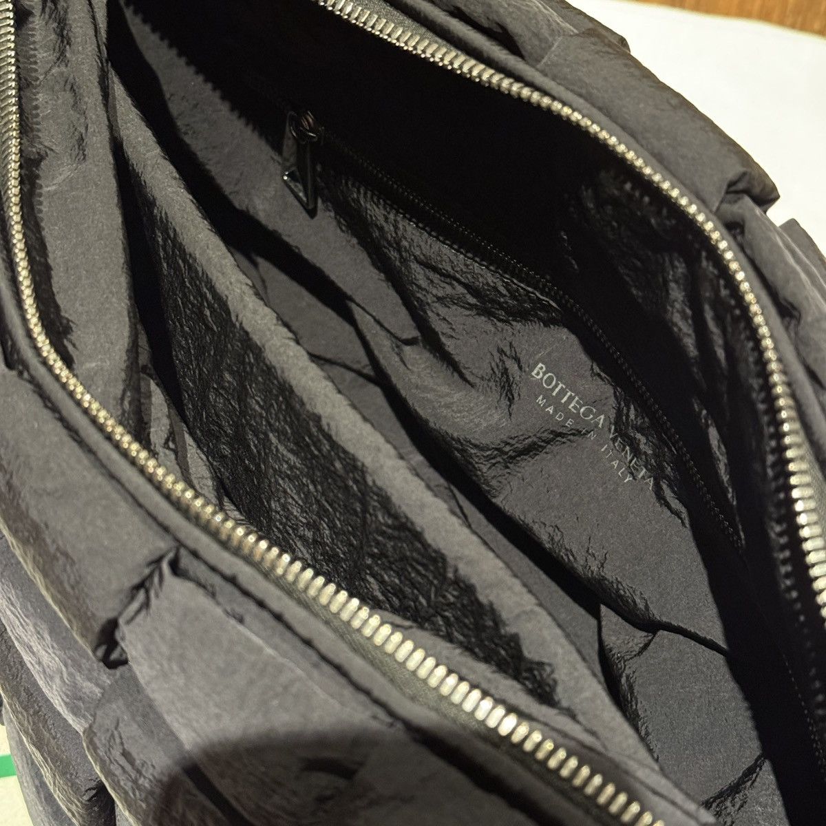 Bottega Veneta Bottega Veneta Black Padded Cassete Bag Tech Size ONE SIZE - 8 Thumbnail