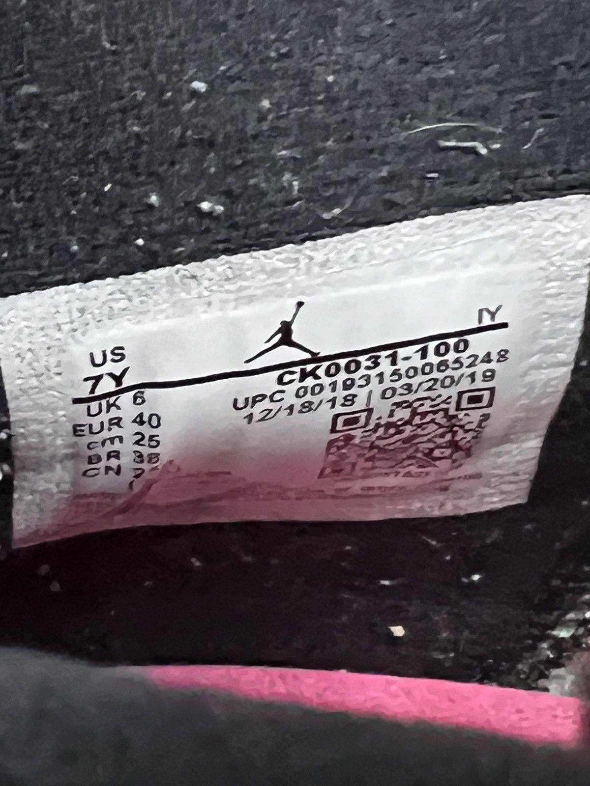 Jordan Brand 2019 Air Jordan 6 Rings South Beach Speckle GS Size US 7 / EU 40 - 9 Thumbnail