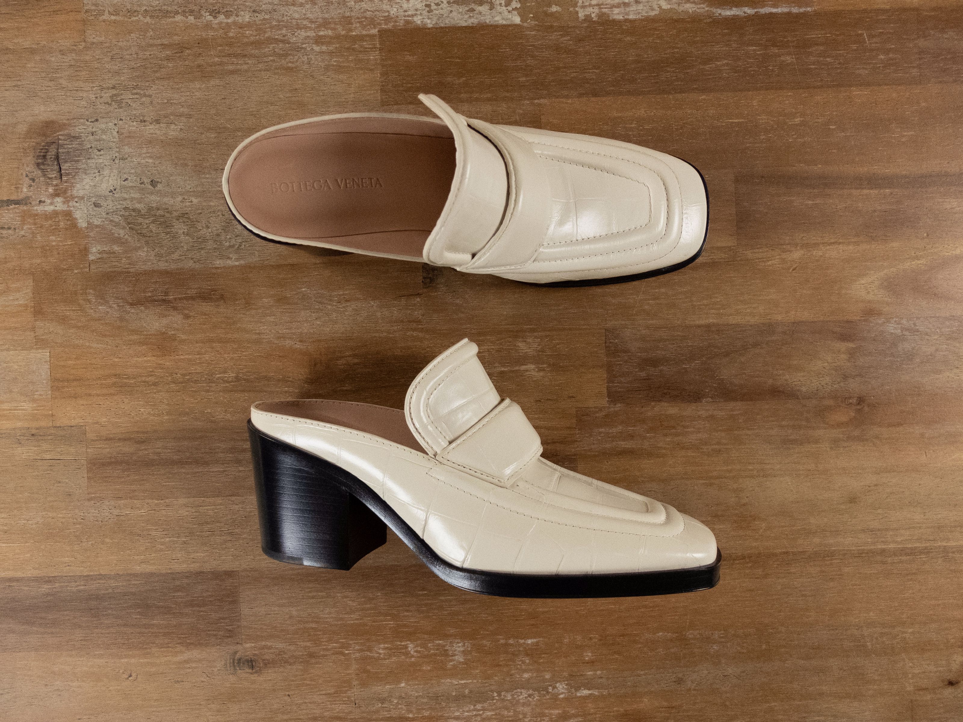 Bottega Veneta BOTTEGA VENETA cream croc embossed leather loafer mules 7 37 Size US 7 / IT 37 - 3 Thumbnail