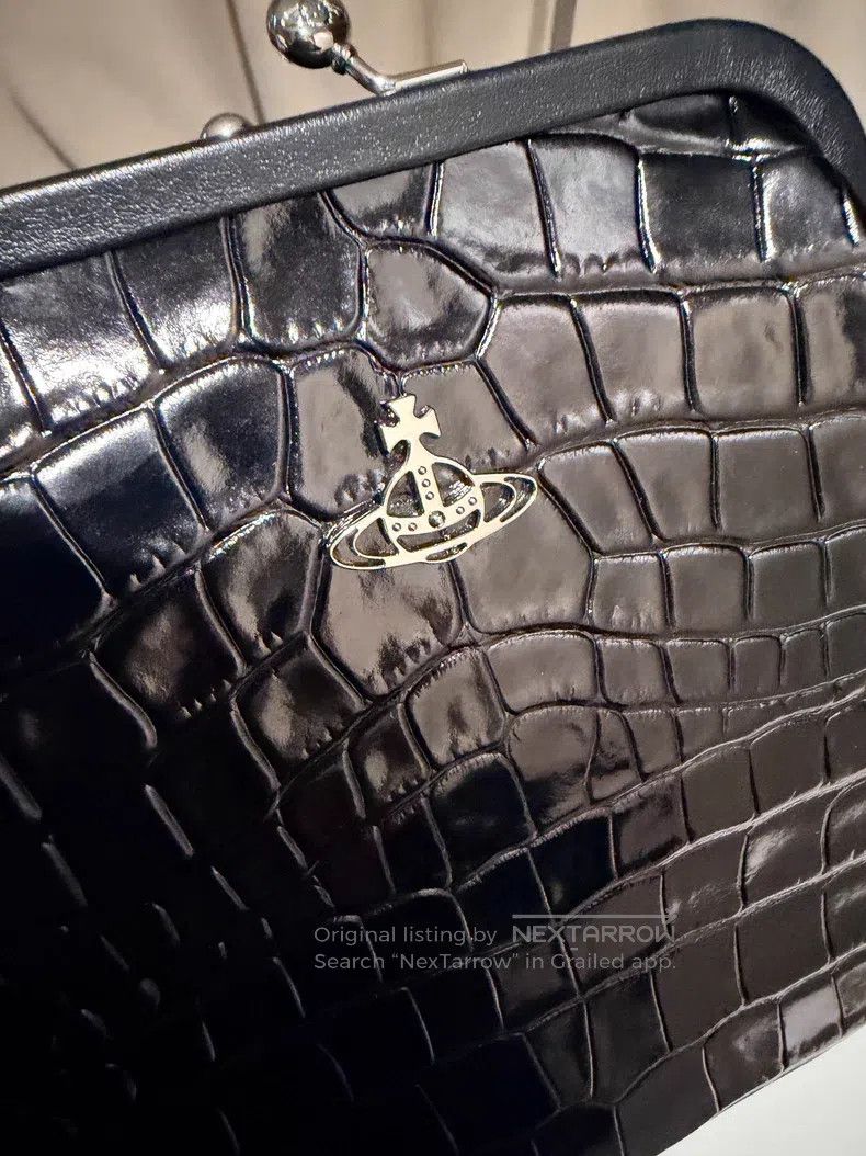 Vivienne Westwood Vivienne Westwood size os Black crocodile pattern shoulder Size ONE SIZE - 3 Thumbnail
