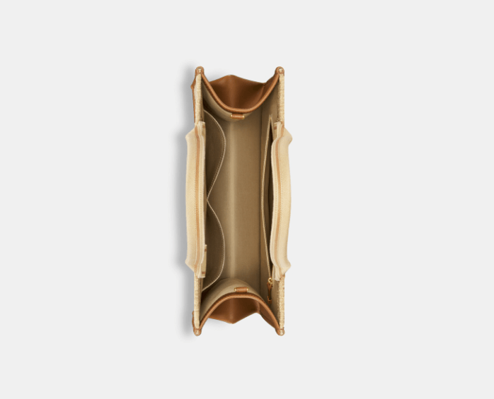Dior o1w1db10526 M1324C Size:OS / Medium Tote Bag in Beige/Camel Size ONE SIZE - 3 Thumbnail