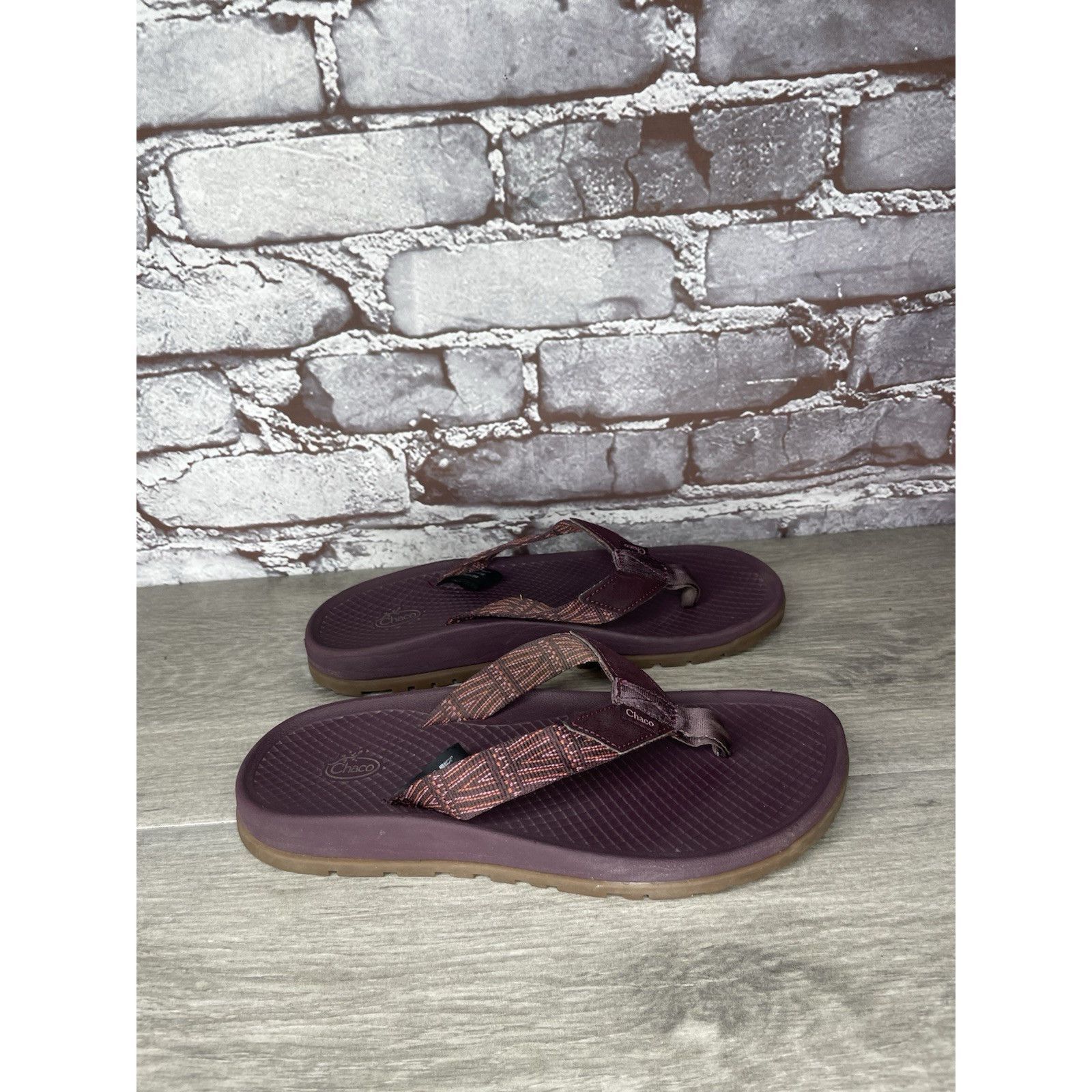 Chaco Chaco Lowdown Purple Polyester FlipFlops Beach Slide Sandals Size US 6 / IT 36 - 1 Thumbnail