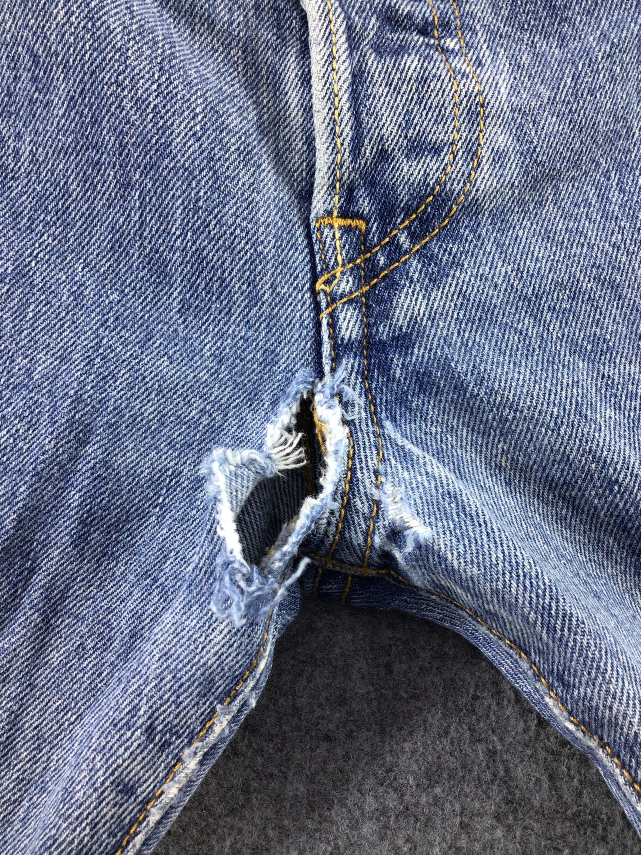 Levi's Vintage Levis 501 Jeans-JM303 Size US 37 - 8 Thumbnail
