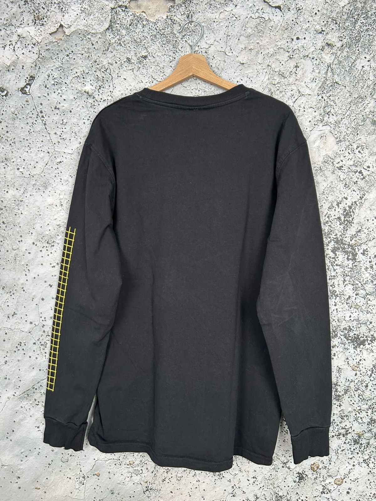Weekday Weekday Amped Graphic Longsleeve Avant Garde Alternative Size US XL / EU 56 / 4 - 4 Thumbnail