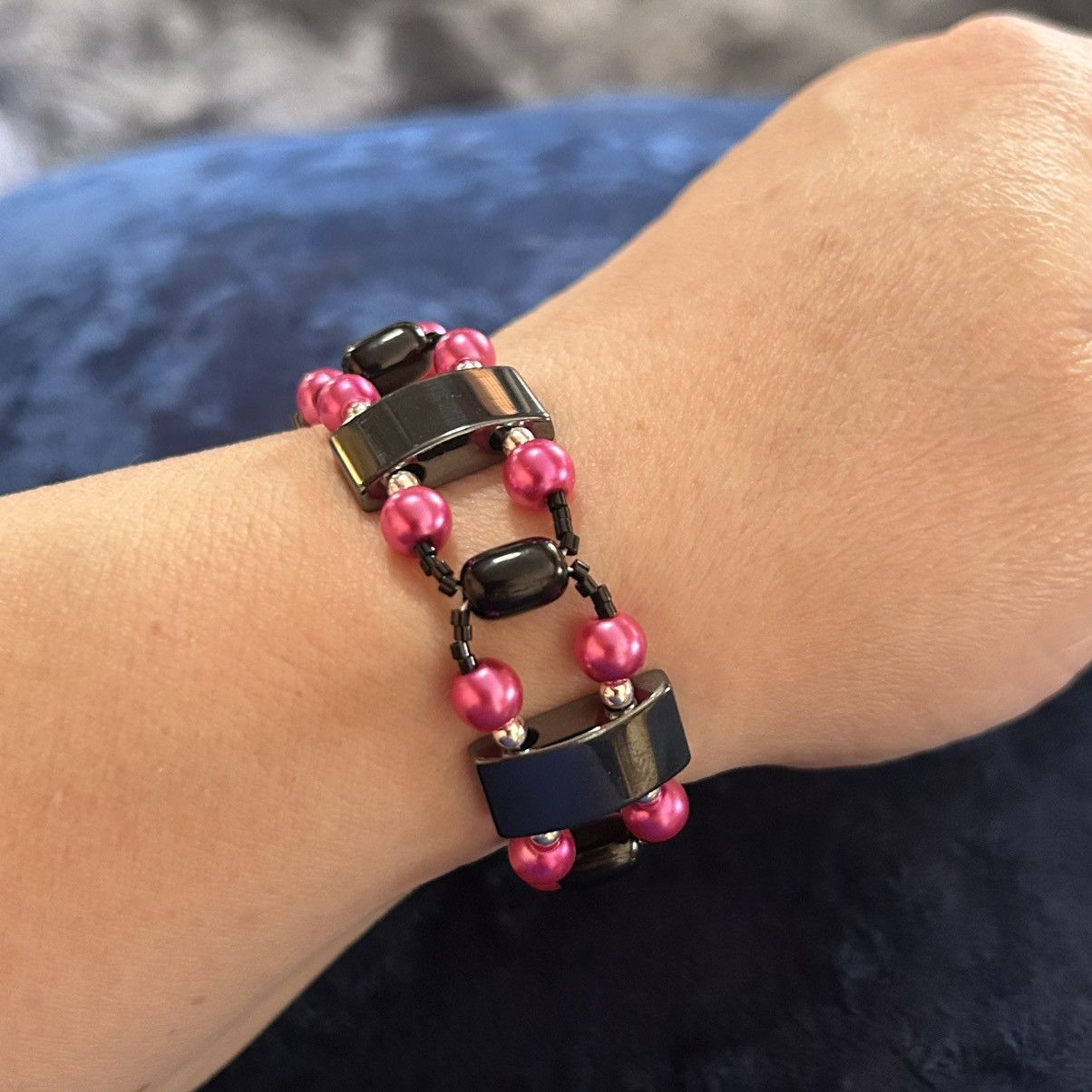 Handmade Handcrafted fuchsia pink Czech glass pearl hematite bracelet Size ONE SIZE - 2 Thumbnail