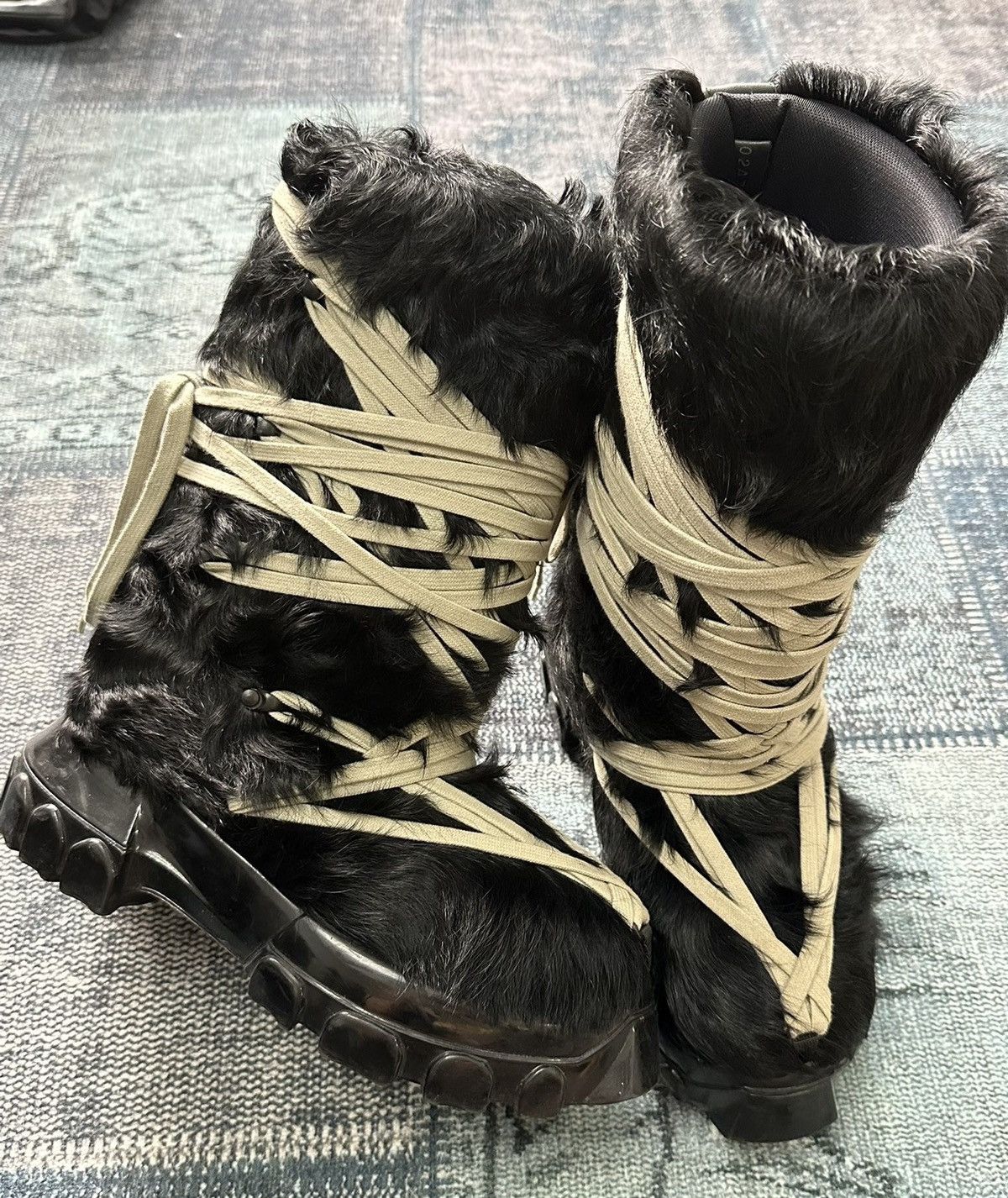 Rick Owens Rick Owens crazy lace pony hair snow boots. Size US 8 / IT 38 - 2 Thumbnail