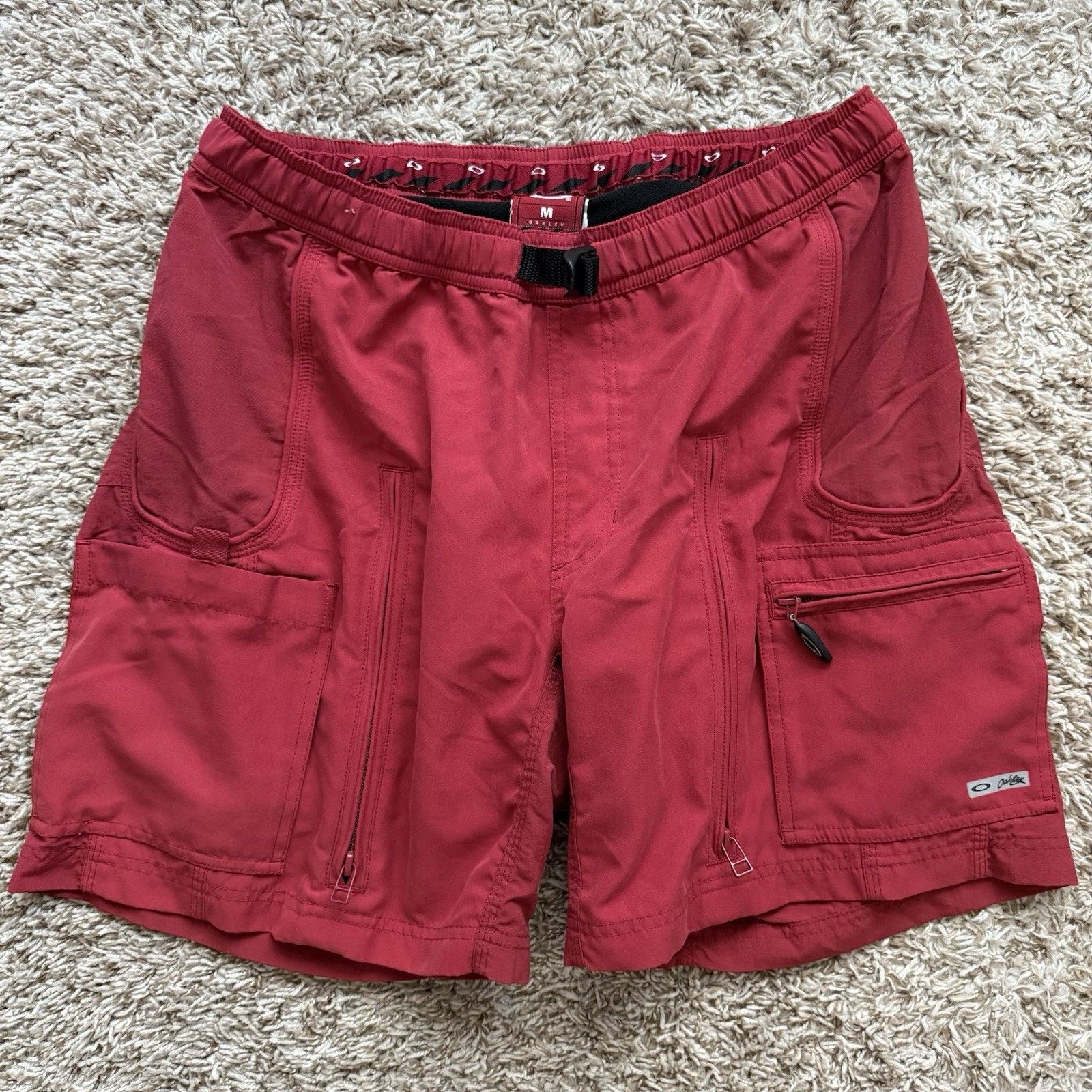 Oakley × Vintage Vintage Oakley Y2K Utility Tactical Red Cargo Shorts Baggy Size US 32 / EU 48 - 1 Thumbnail