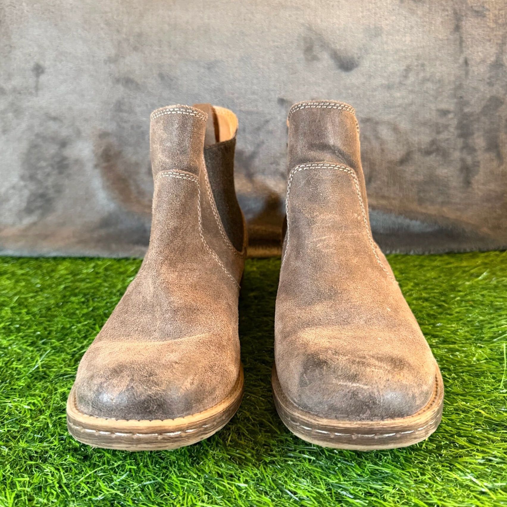 Vintage Comfortiva Distressed Brown Suede Chelsea Ankle Boots Womens 9.5M Bootie Block Heel Casual Fall Winter Bohemian 90s Leather Lining Pull On Knit? Size US 10 / IT 40 - 3 Thumbnail