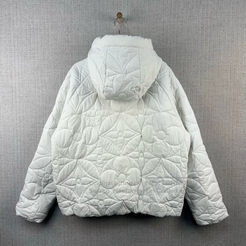 Louis Vuitton Louis Vuitton FW22 Solid Quilted Logo Hooded Cotton Jacket Size US XL / EU 56 / 4 - 3 Thumbnail