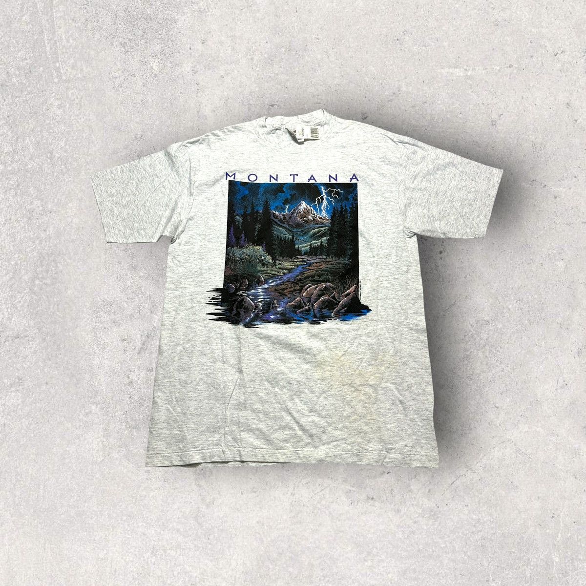 Vintage Vintage Montana tee Size US L / EU 52-54 / 3 - 1 Thumbnail