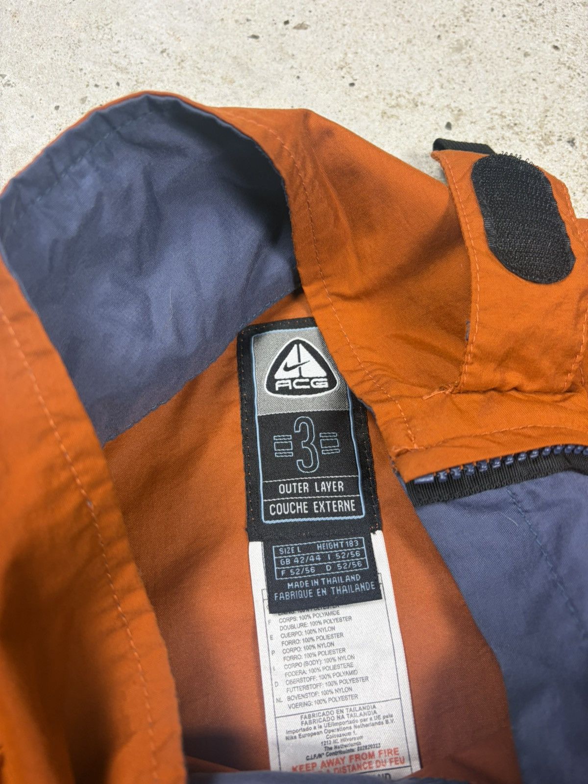 Nike ACG Vintage 2000s Nike ACG Asymmetrical Zip Anorak Jacket Size US L / EU 52-54 / 3 - 14 Thumbnail