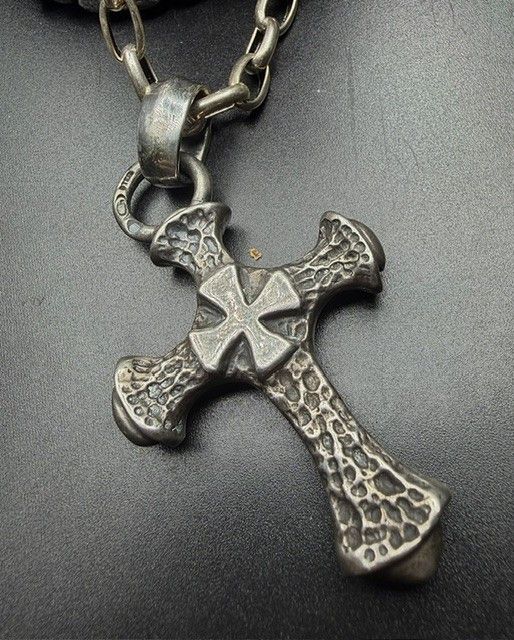 Other C'est Magnifique Gothic Hammered Cross 925 w/chain NWOT Size ONE SIZE - 4 Thumbnail