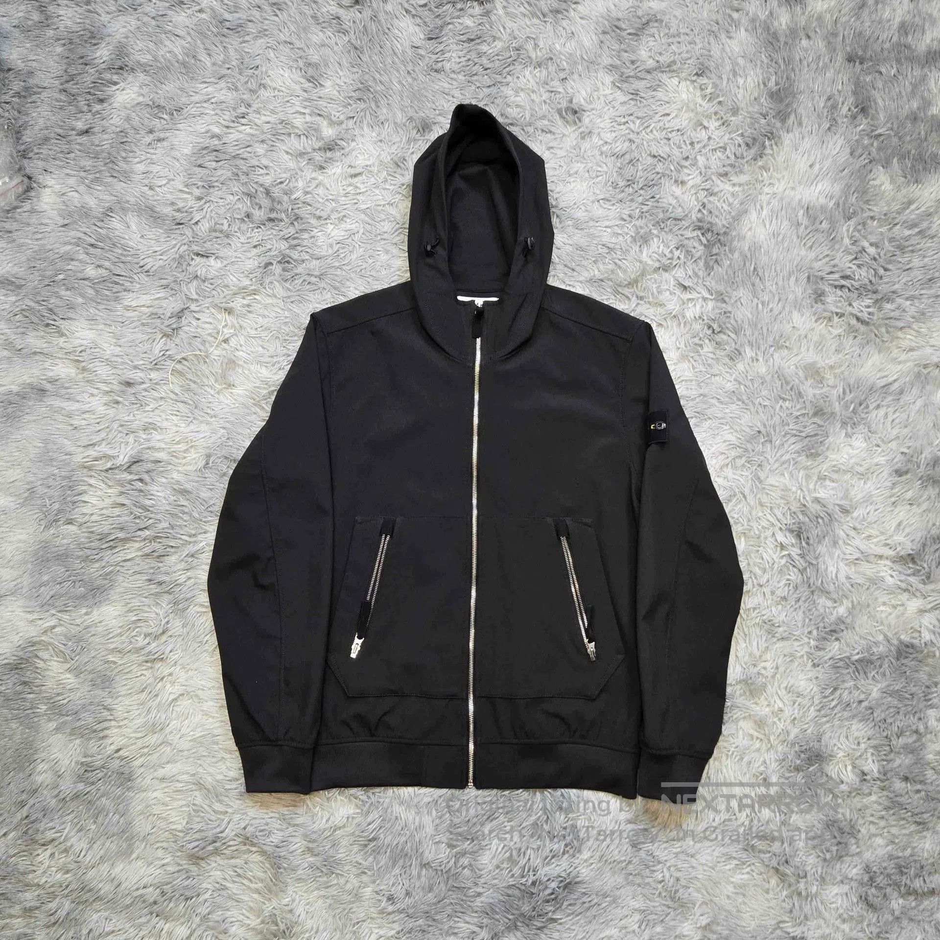 Stone Island stone island shell. Size US L / EU 52-54 / 3 - 1 Thumbnail