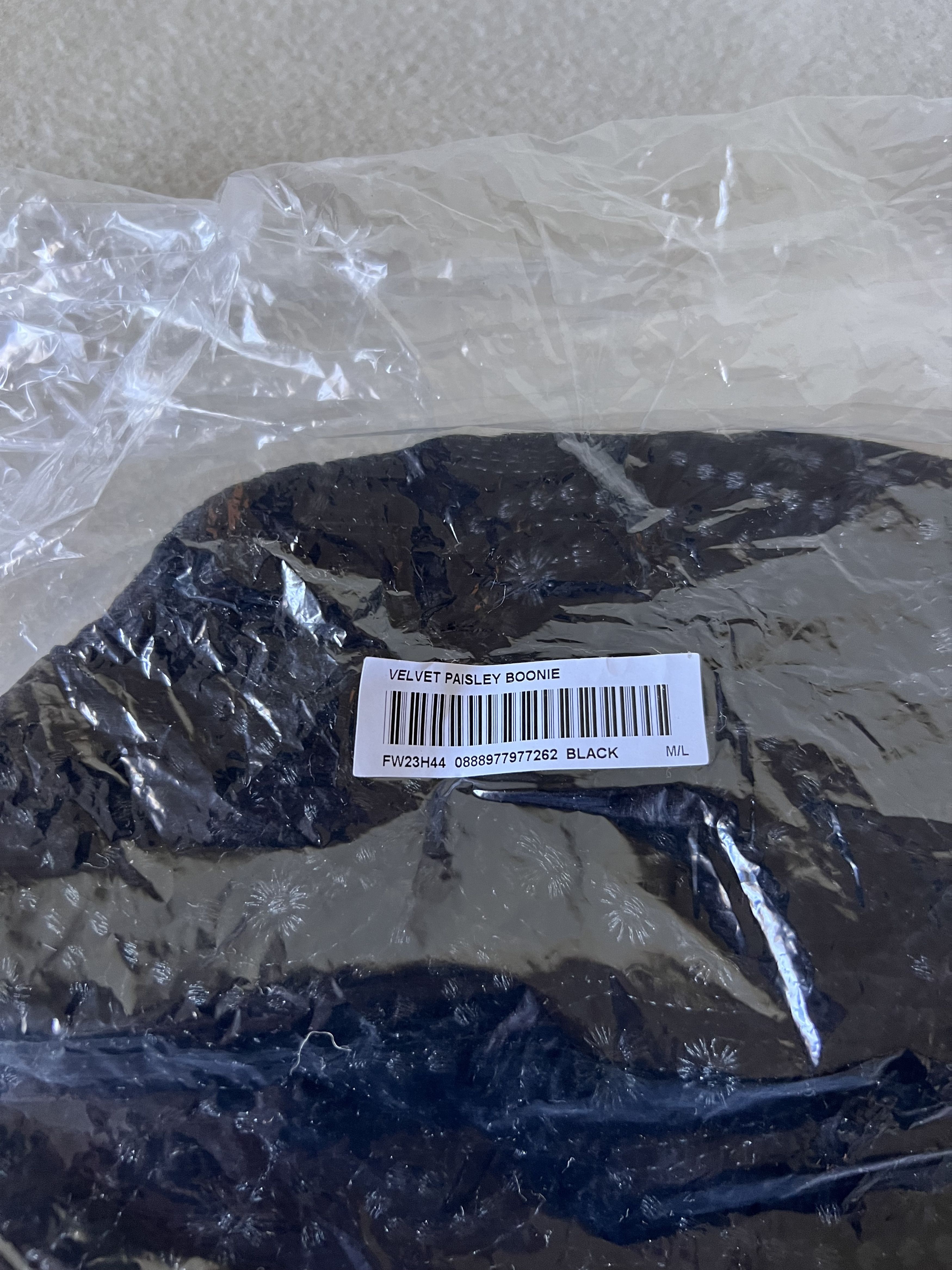 Supreme M/L Supreme Velvet Paisley Boonie in Black Size ONE SIZE - 3 Thumbnail
