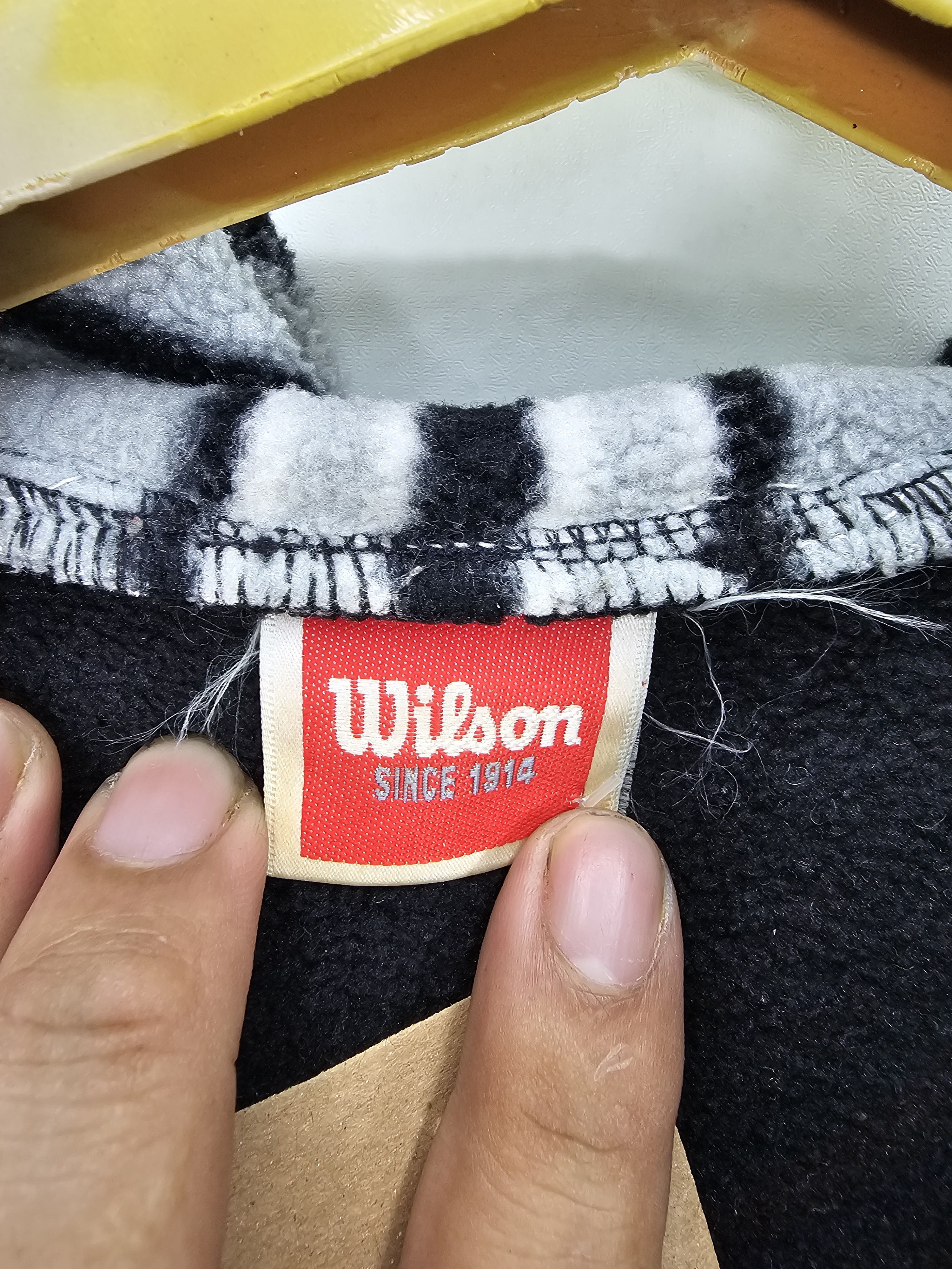 Wilson Vtg WILSON Sportwear Spellout Polartec Fleece Jacket J0123 Size US L / EU 52-54 / 3 - 11 Thumbnail