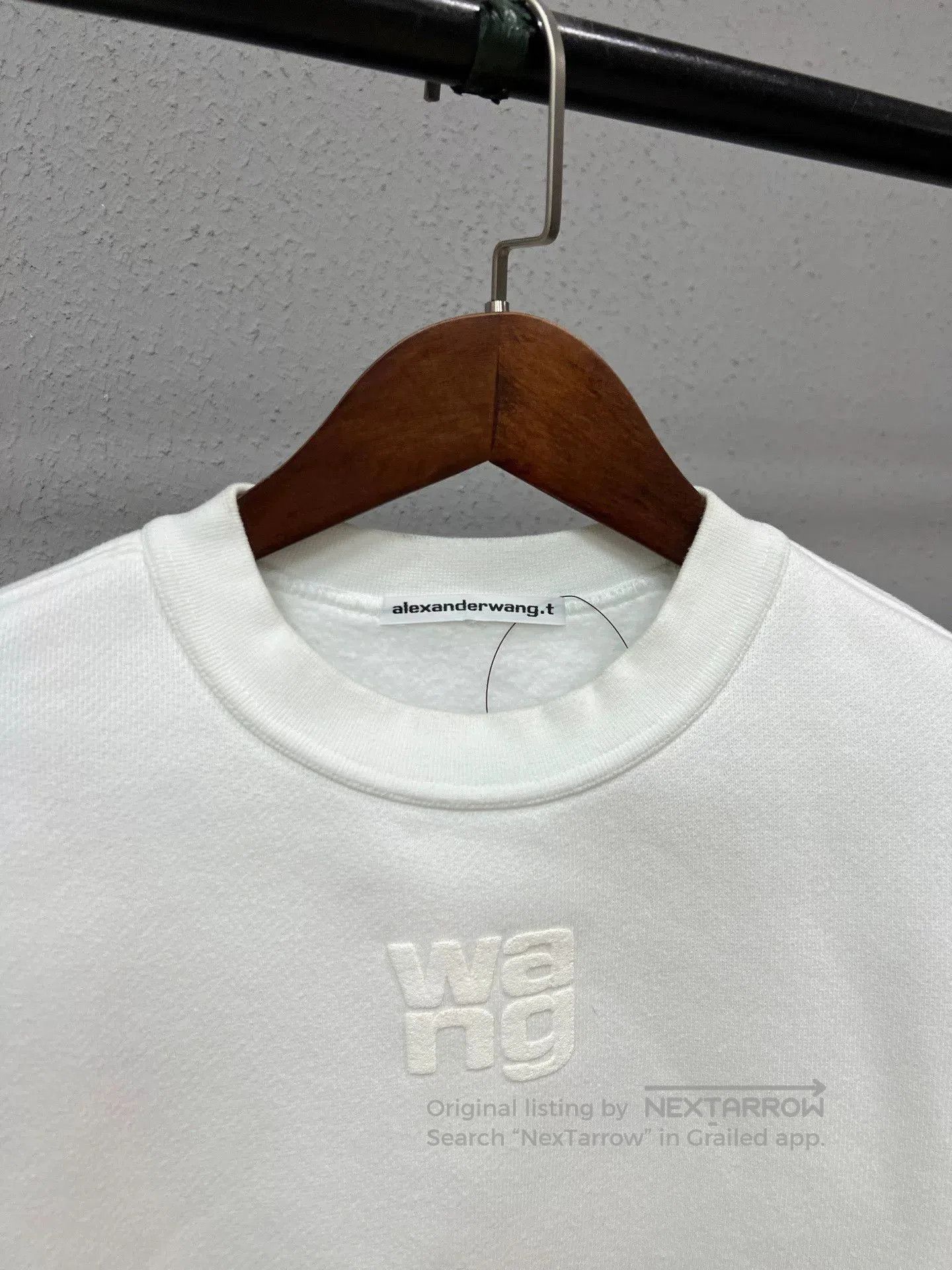 Alexander Wang Alexander Wang Embossed Sweatshirt in Size M. Size US M / EU 48-50 / 2 - 3 Thumbnail