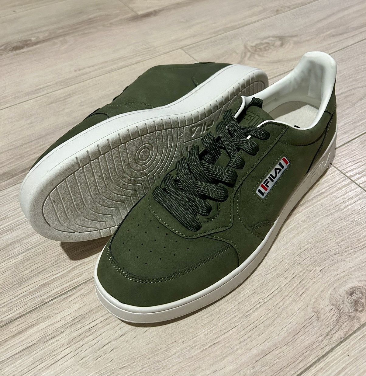 Fila Fila khaki keds Size US 12 / EU 45 - 1 Thumbnail