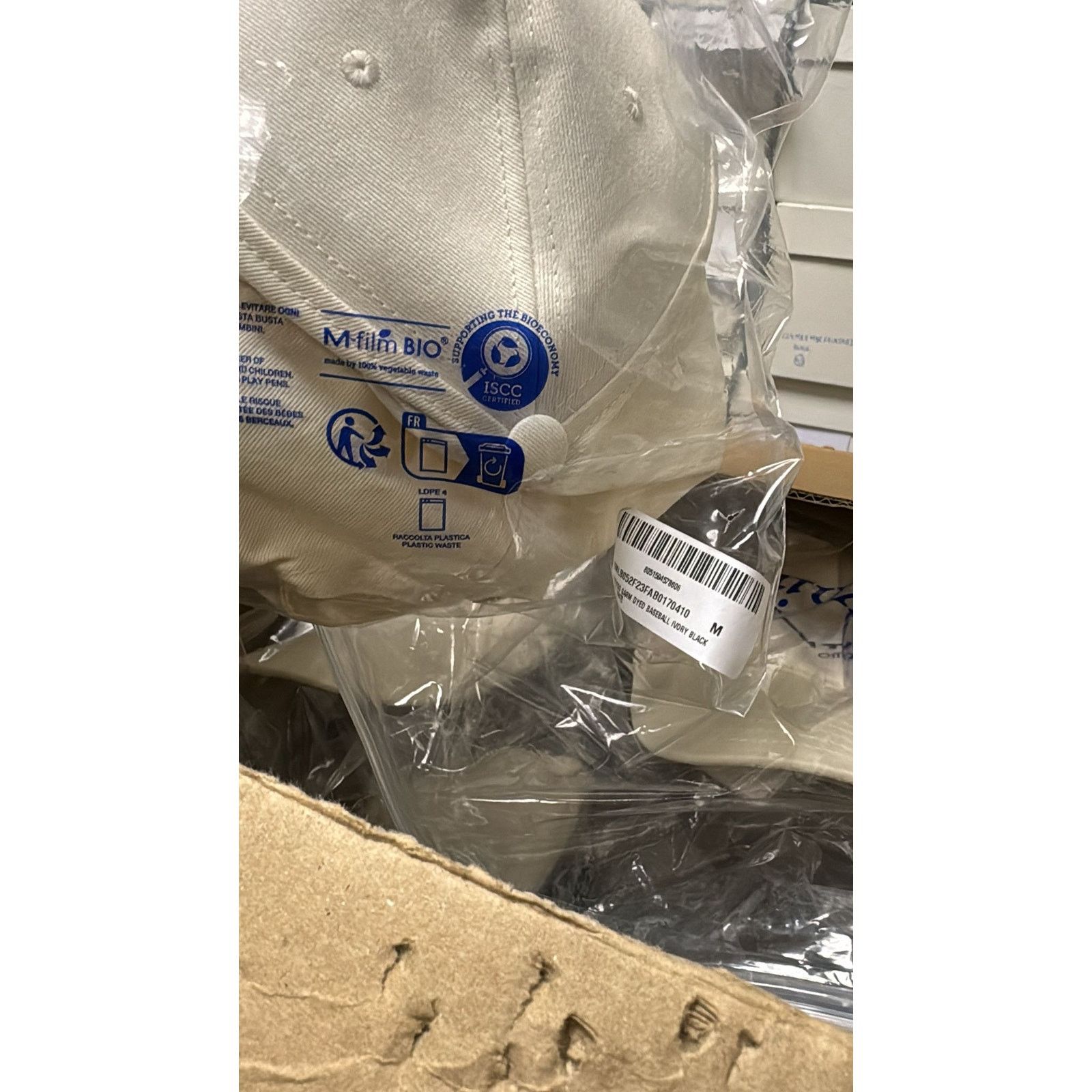 Off-White o1rshd1 Size : M / Garm Dyed Baseball in Ivory Black Size ONE SIZE - 17 Thumbnail