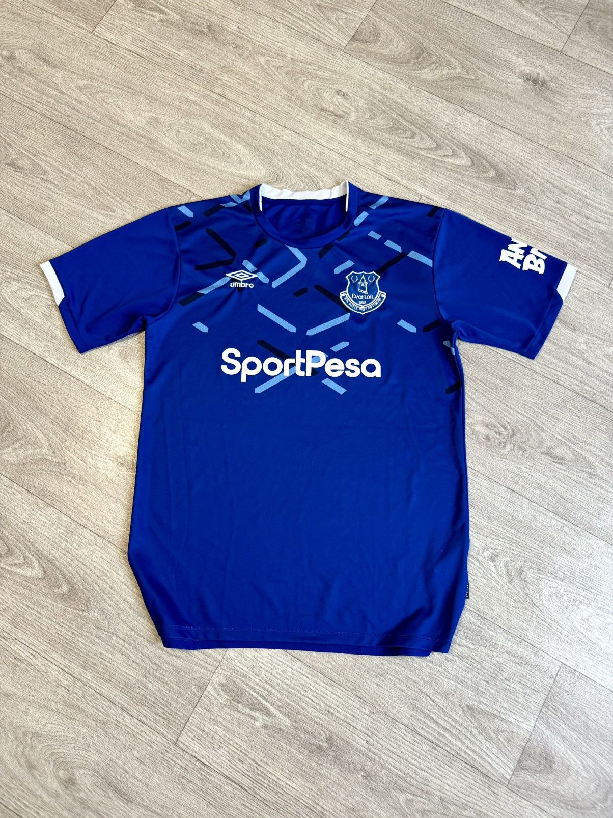 Umbro 🔷Umbro Everton 2019/20 Soccer jersey🔷 Size US L / EU 52-54 / 3 - 1 Thumbnail