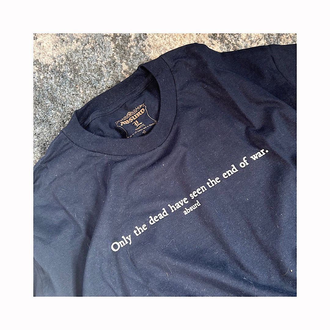 Absurd 2020 mediEVIL “Only the dead have seen the end of war” tee Size US L / EU 52-54 / 3 - 1 Thumbnail
