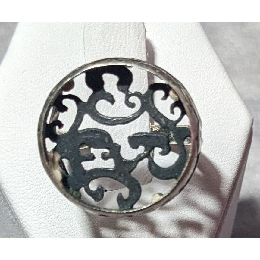 Other Vintage Sterling Silver Floral Scroll Concave Ring Size 7 1/ Size ONE SIZE - 1 Thumbnail