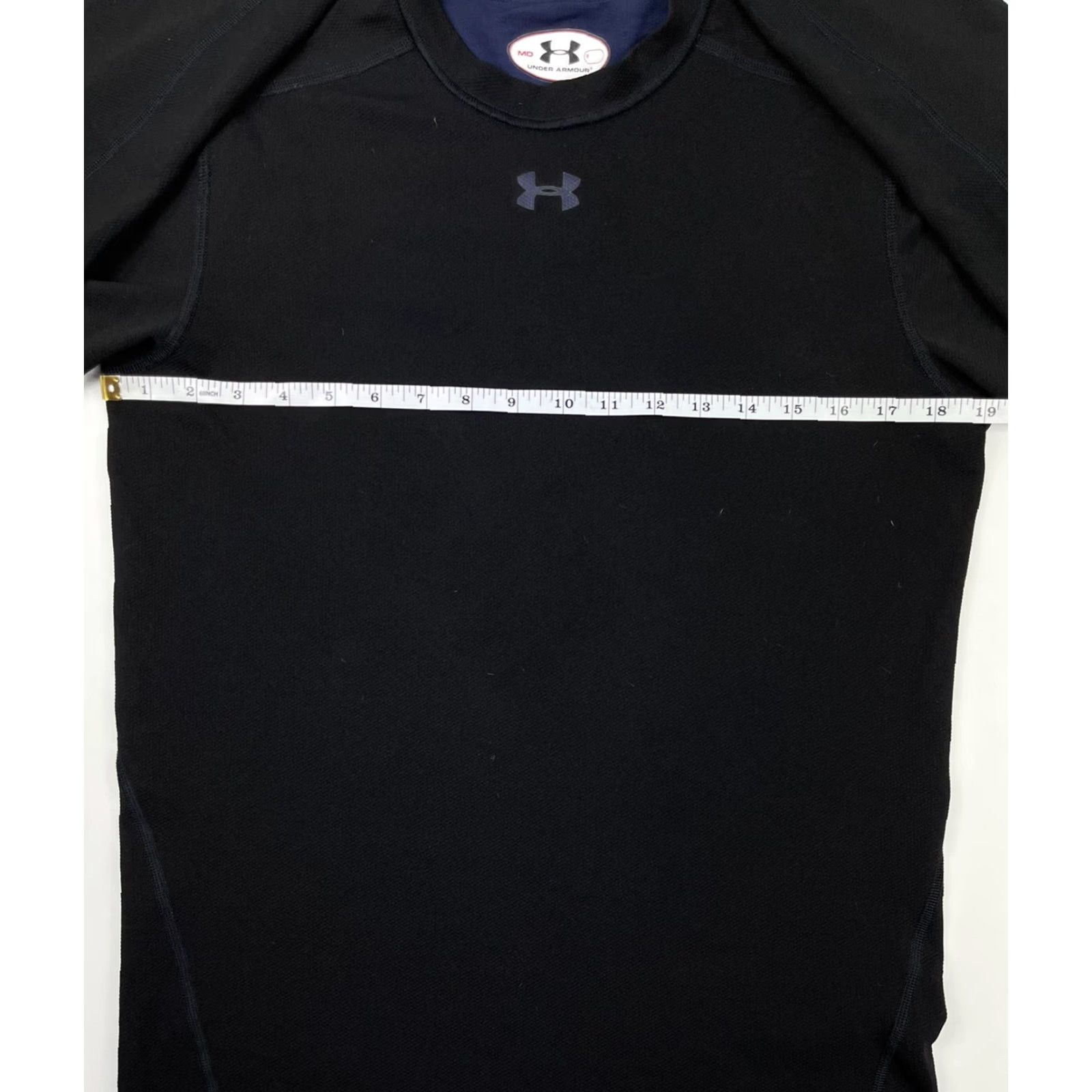 Under Armour Under Armour Men's Black M Compression Shirt HeatGear Workout Gym Long Sleeve Shirt Size US M / EU 48-50 / 2 - 4 Thumbnail