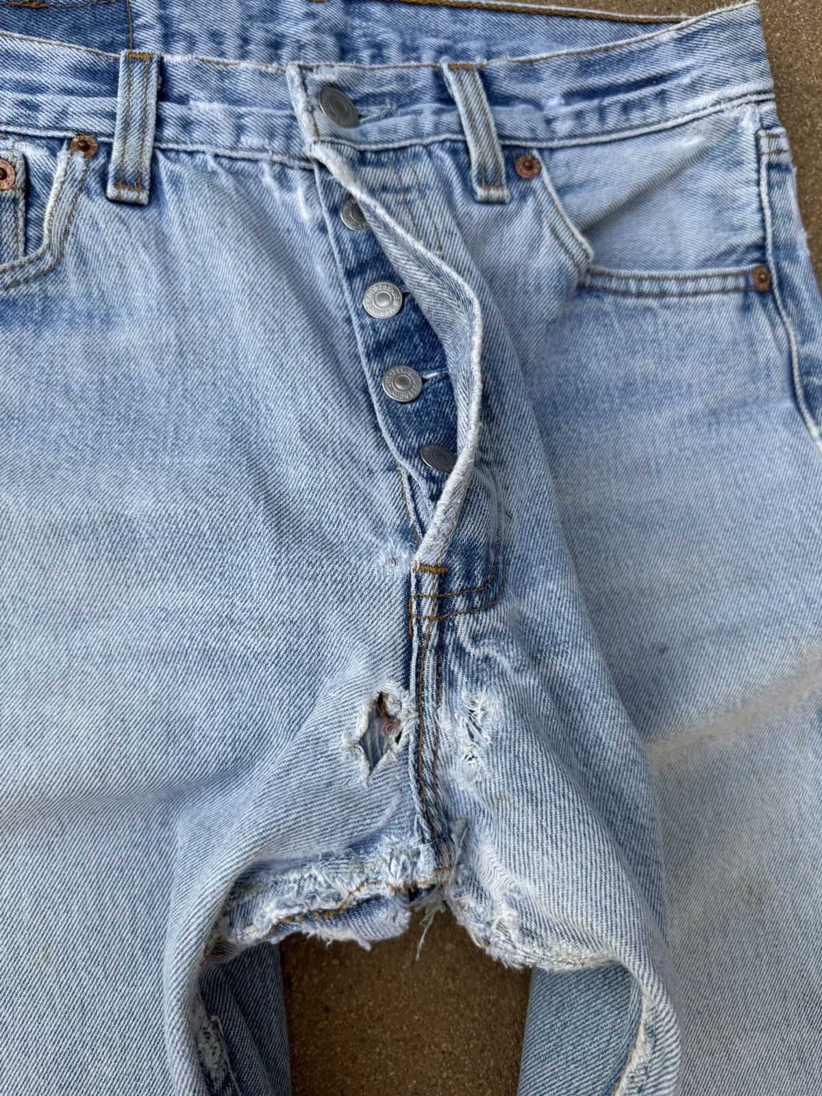 Levi's × Vintage Vintage 90’s Levi’s 501xx Buttonfly Straight Leg Jeans 29x28 Size US 29 - 5 Thumbnail