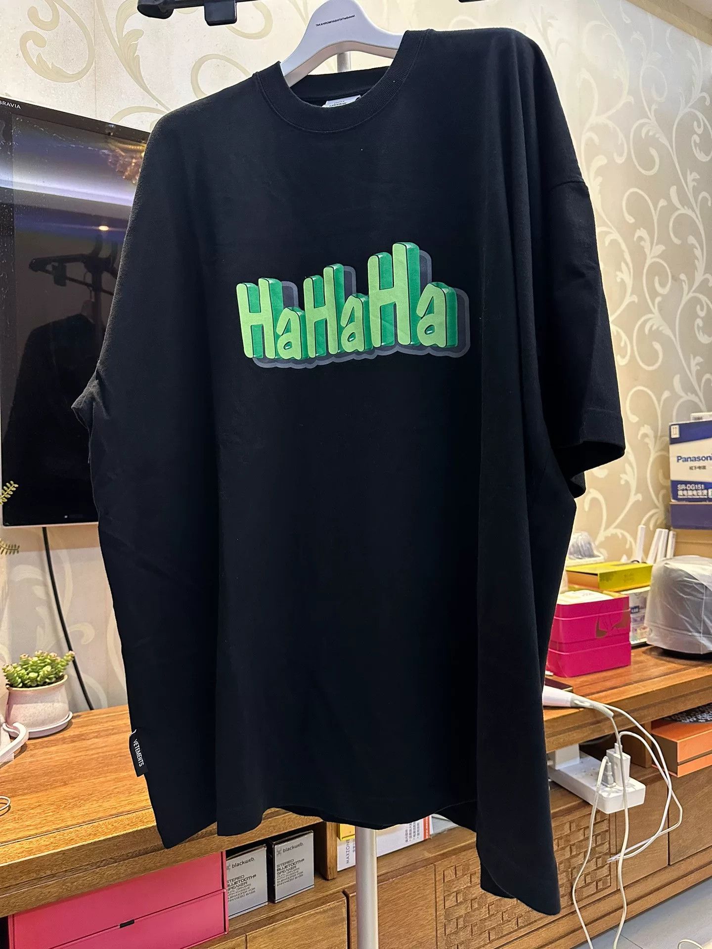 Vetements Vetements Hahaha 19AW Short Sleeve Size US M / EU 48-50 / 2 - 1 Thumbnail