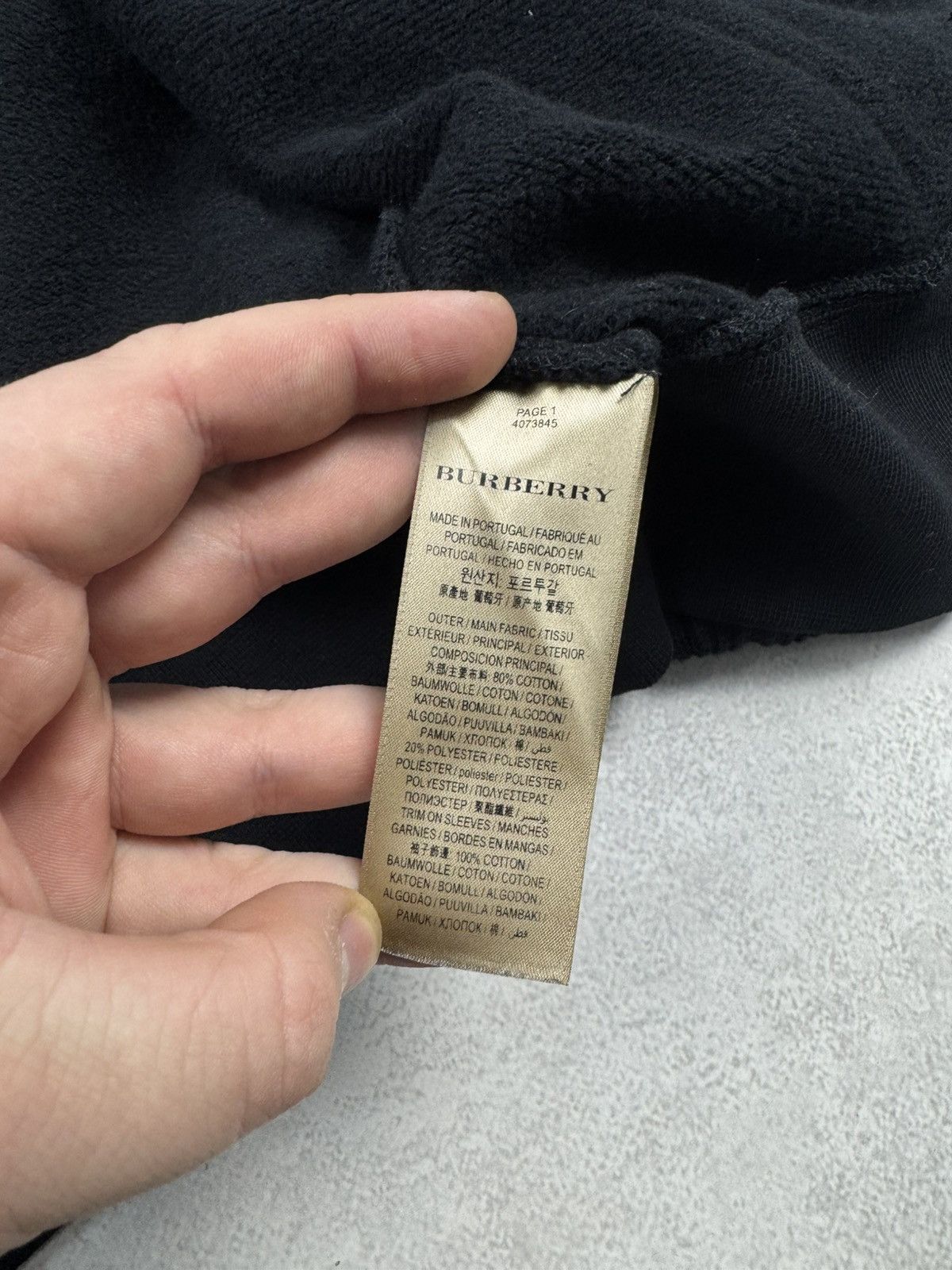 Burberry Vintage Burberry London England Black Zip Hoodie Logo Size US M / EU 48-50 / 2 - 13 Thumbnail