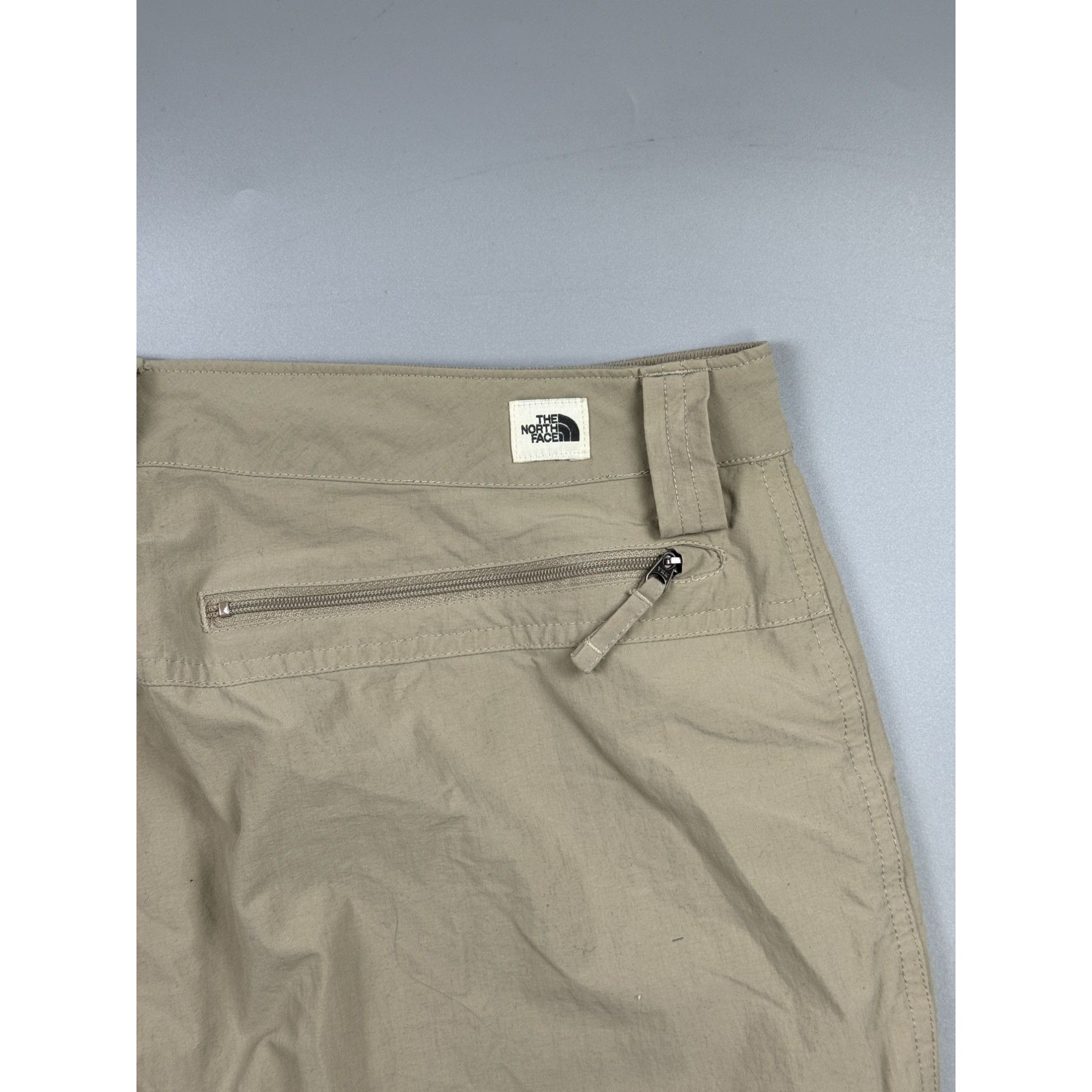 The North Face The North Face Beige Nylon Cargo Trail Pants (Y1190) Size US 32 / EU 48 - 17 Thumbnail