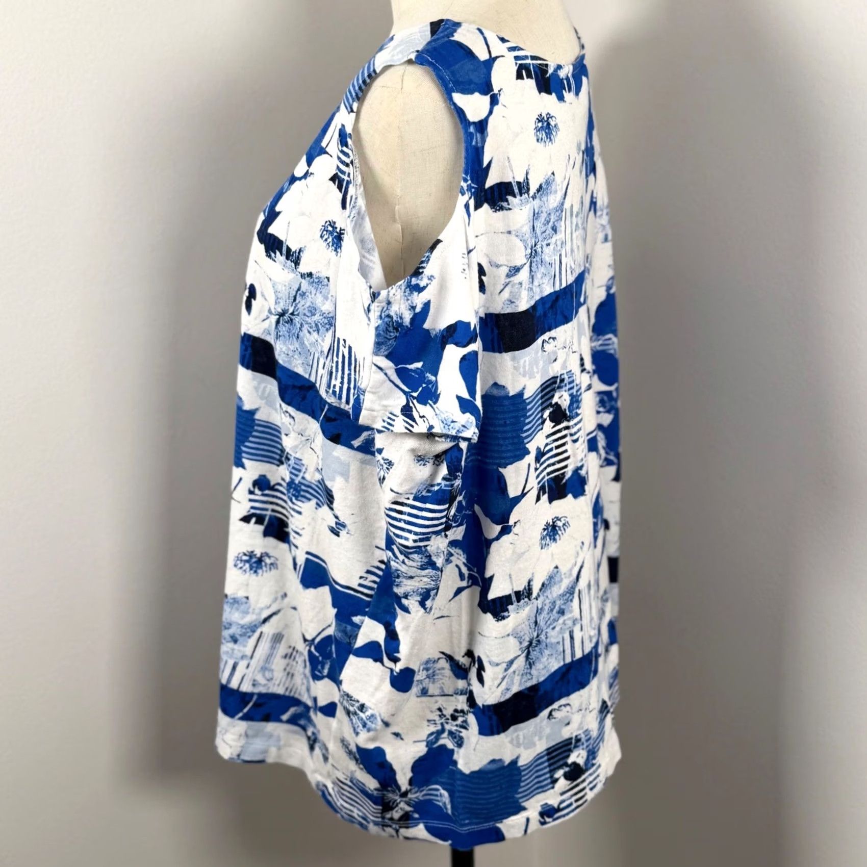 Vintage Chicos Womens One Size Floral Striped Cold Shoulder Knit Cotton Modal Top Blue White Summer Beach Casual Womens Size ONE SIZE - 3 Thumbnail