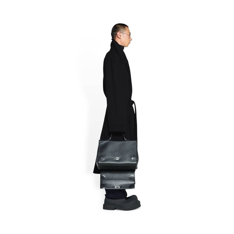Balenciaga o1bcso1str0326 Raglan Coat in Black Size XS / US 0-2 / IT 36-38 - 6 Thumbnail