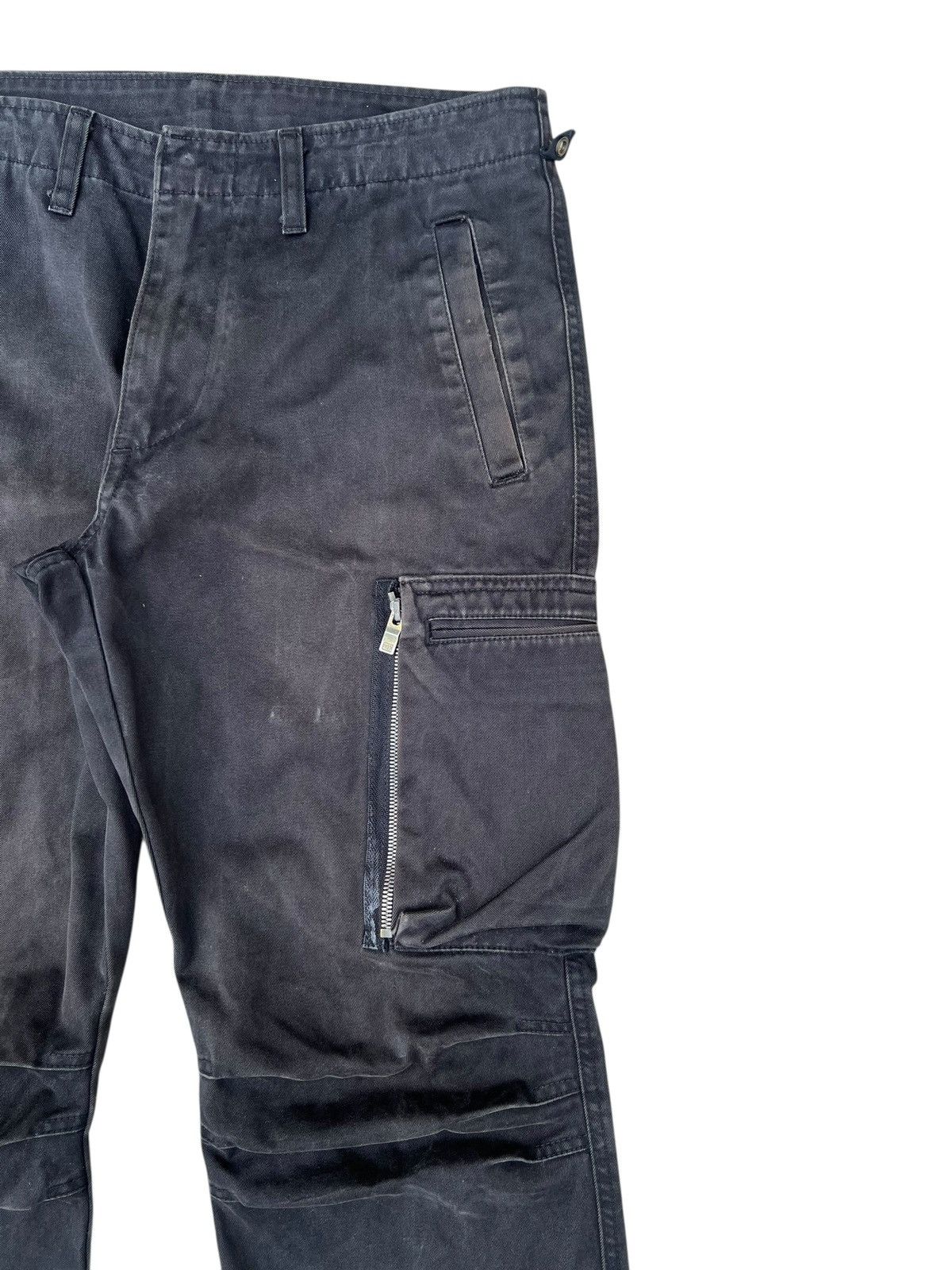 wjk WJK Japan Distressed Sun Faded Black Cargo Trouser Pant Size US 30 / EU 46 - 11 Thumbnail