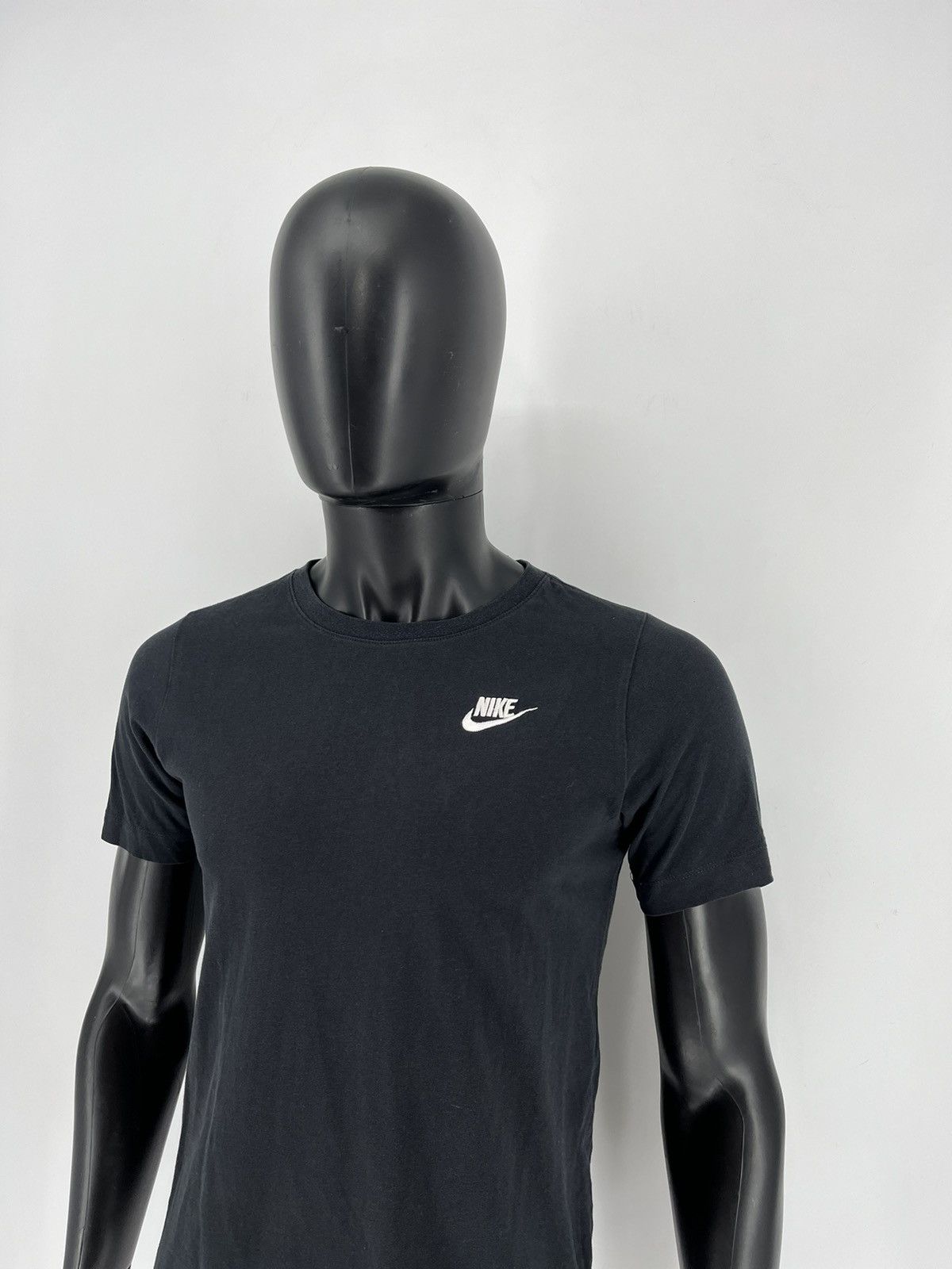Nike Vintage 90s Nike tee streetwear centre swoosh y2k style Size US S / EU 44-46 / 1 - 4 Thumbnail