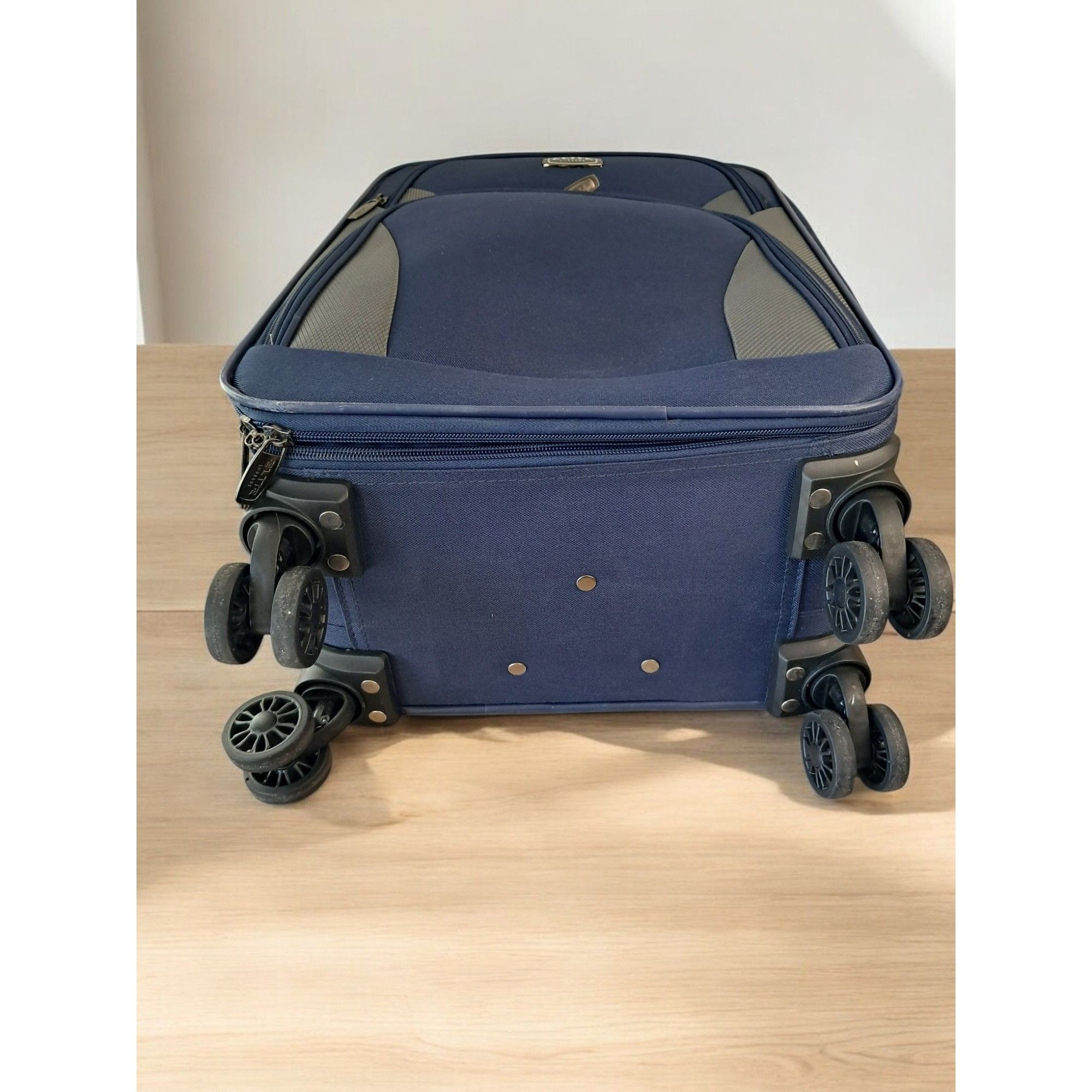 Other Elite 19.5 inch Carry -On Soft Side Lightweight Upright Lugg Size ONE SIZE - 11 Thumbnail