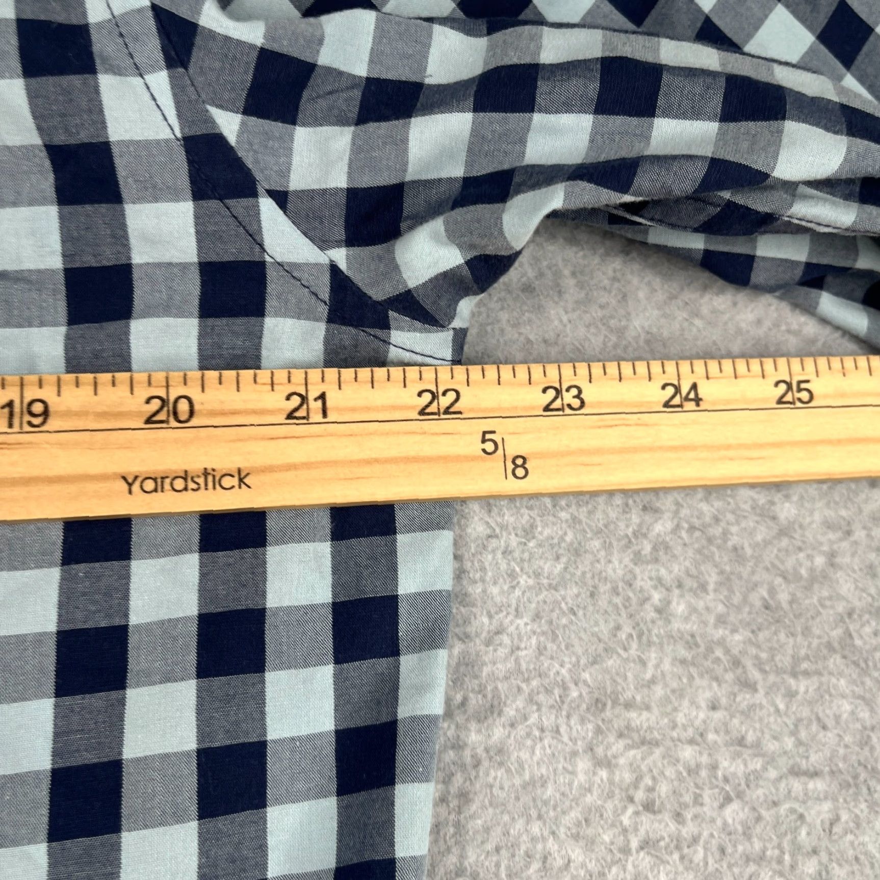Abercrombie & Fitch Abercrombie & Fitch Shirt Medium Navy Check Casual Button-Up Long Sleeve Mens Size US M / EU 48-50 / 2 - 7 Thumbnail