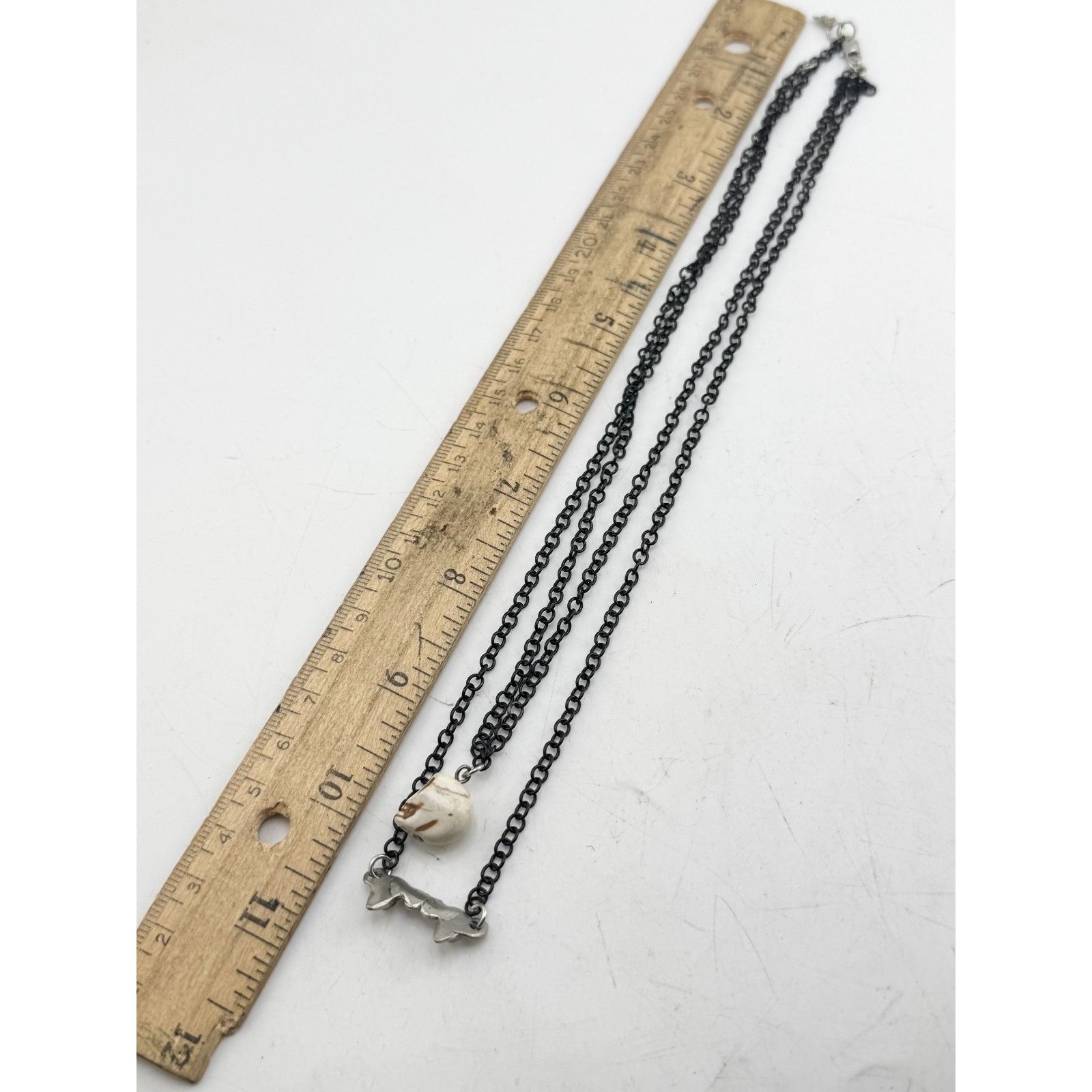 Vintage White Howlite stone skull rhinestone fangs double chain Hall Size ONE SIZE - 4 Thumbnail