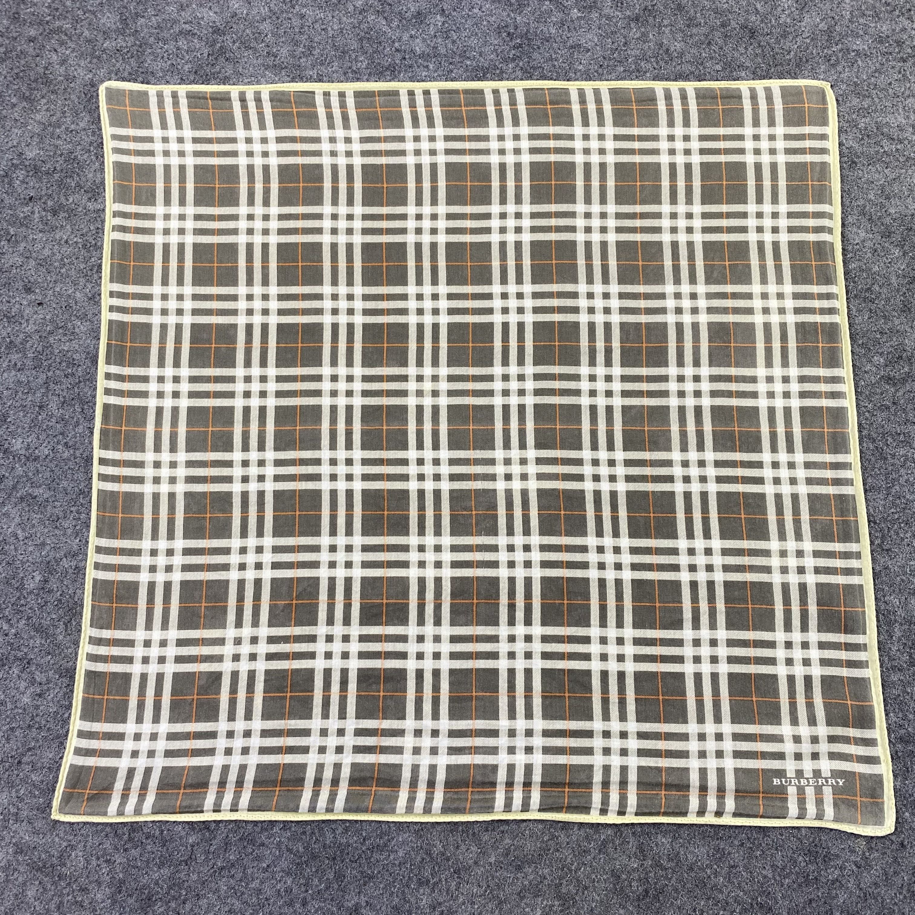Burberry Burberry Handkerchief Neckerchief Bandana-B1559 Size ONE SIZE - 3 Thumbnail