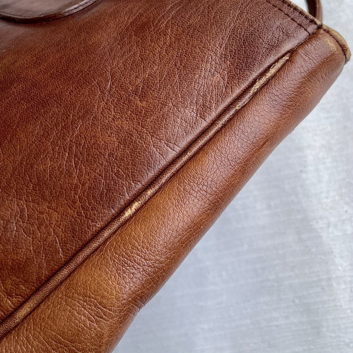 Japanese Brand × Leather Vintage Japan Leather Bag Size ONE SIZE - 9 Thumbnail